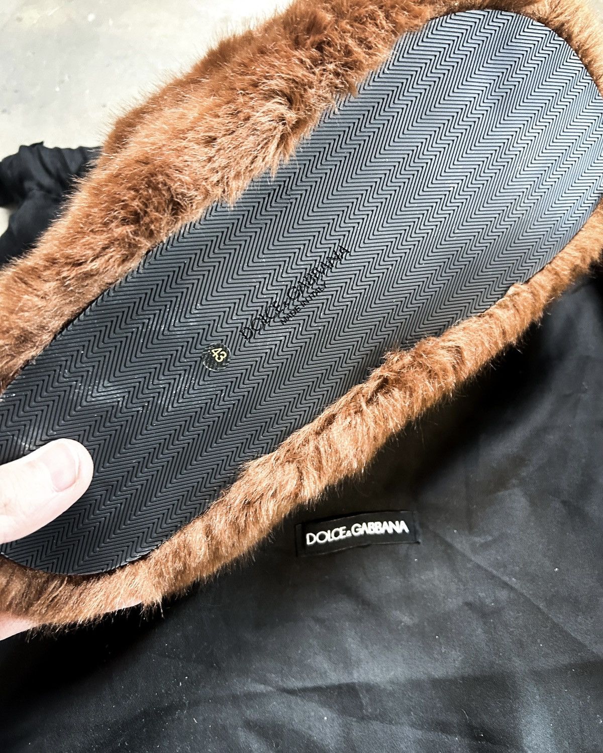 Dolce & Gabbana A/W17 BROWN BEAR SLIDERS Size US 10 / EU 43 - 5 Thumbnail