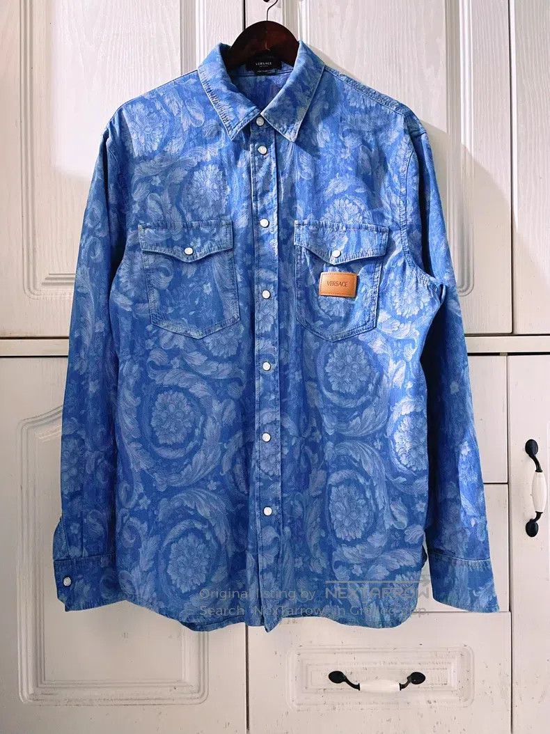 Versace Versace Blue and gold baroque denim shirt Size US M / EU 48-50 / 2 - 1 Thumbnail