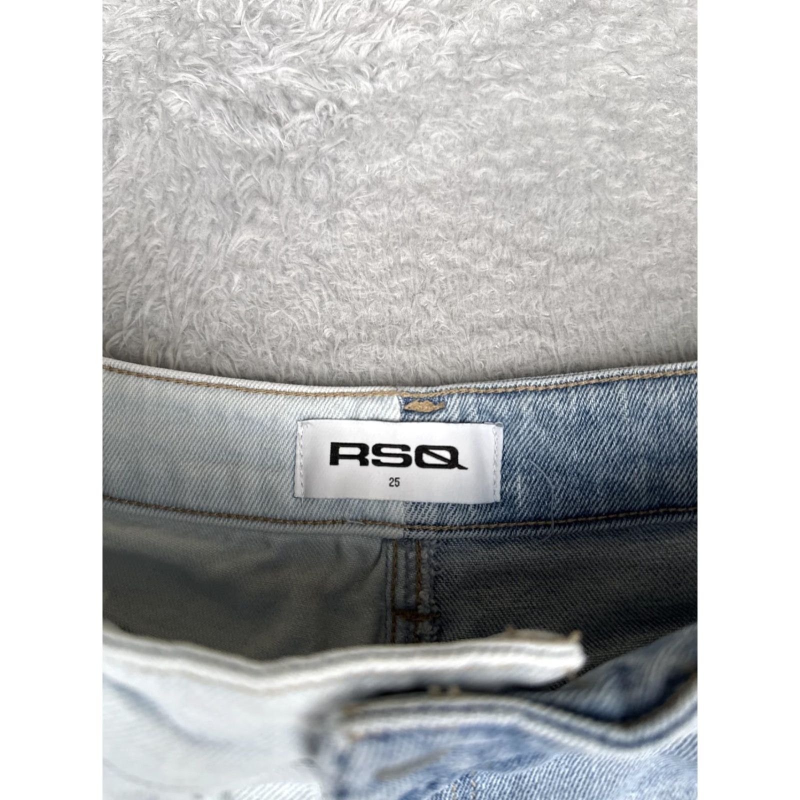 Rsq RSQ Jeans Womens 25 Two Tone High Rise Distressed Raw Hem Light Dark Wash Ripped Jeans Size 42" / US 20 - 6 Thumbnail