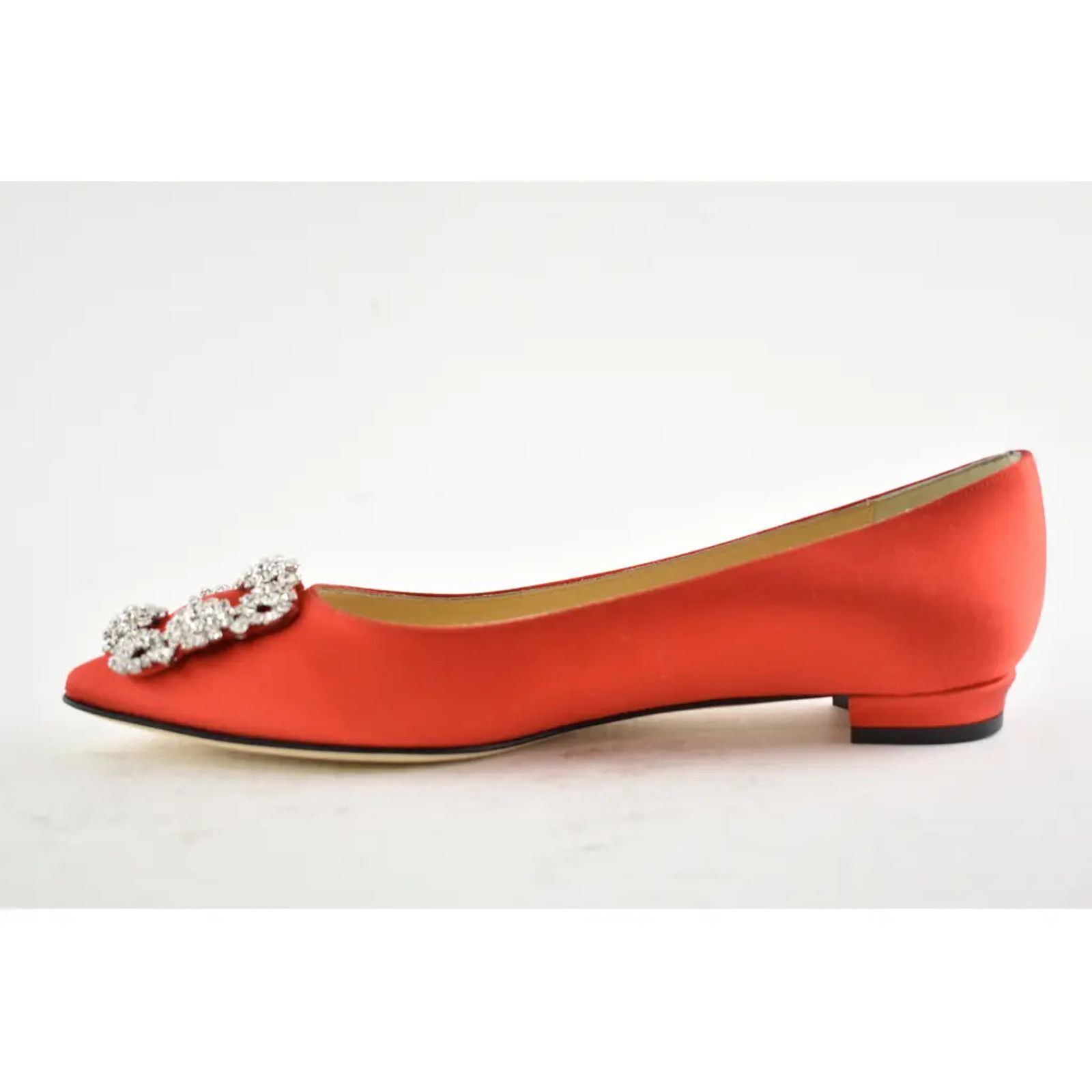 Manolo Blahnik Hangisi Satin Silver Jewel Buckle Ballerina Ballet Flat 39.5 Size US 9.5 / IT 39.5 - 9 Thumbnail