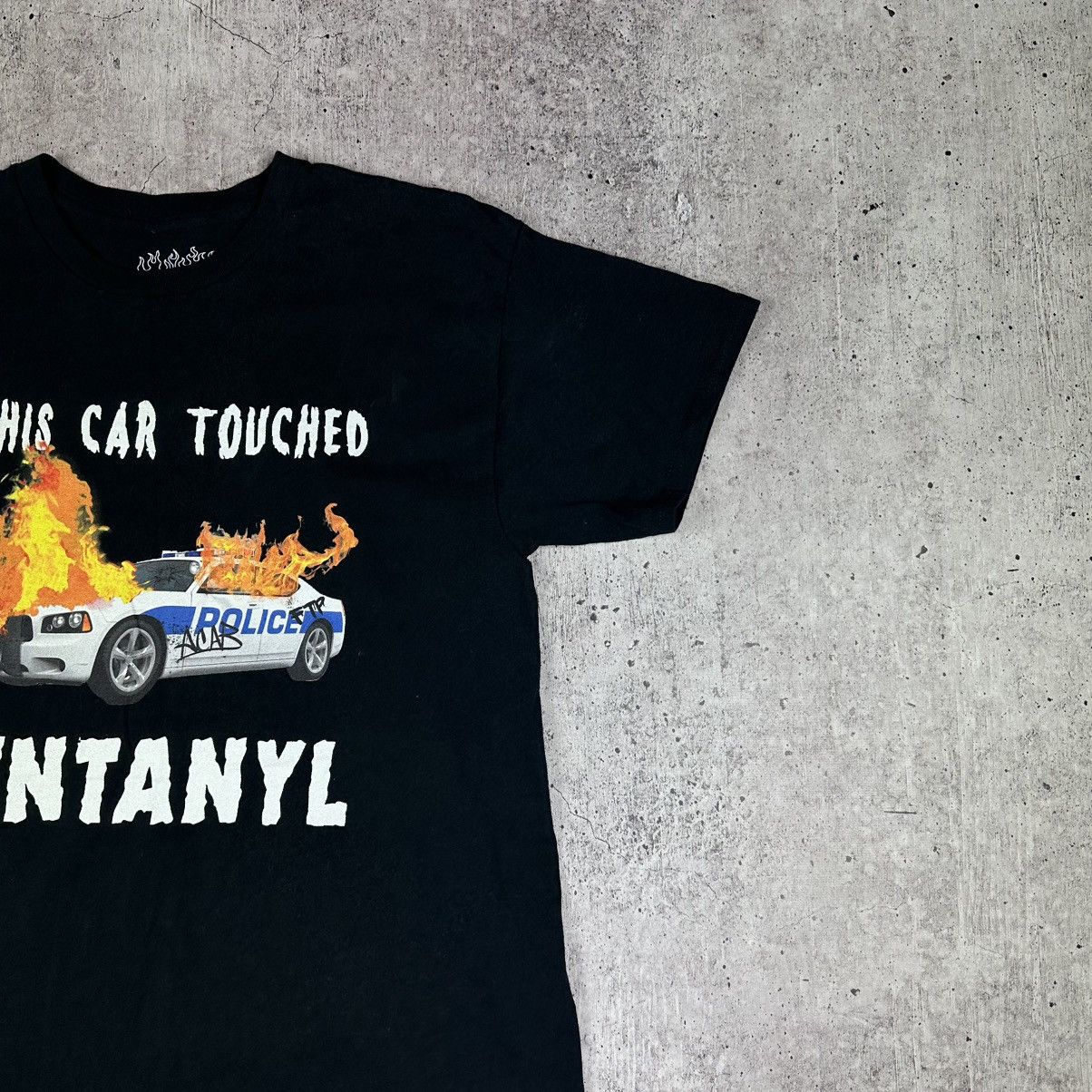 Vintage Vintage 'This Car Touched Fentanyl' Funny Tee Size US M / EU 48-50 / 2 - 2 Thumbnail