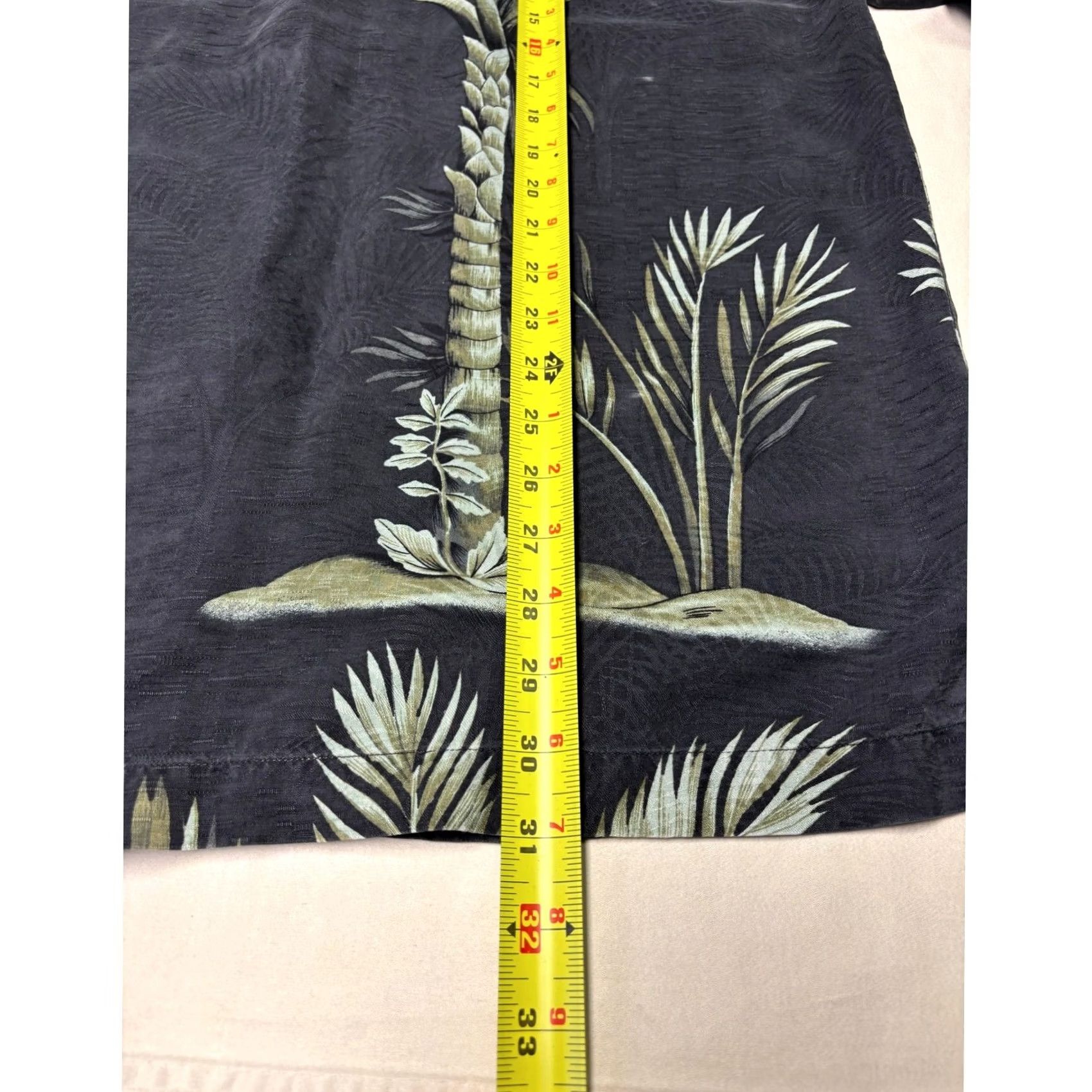 Tommy Bahama Tommy Bahama Mens Silk Palm Tree Camp Shirt Black Short Sleeve Button Down L Size US L / EU 52-54 / 3 - 5 Thumbnail