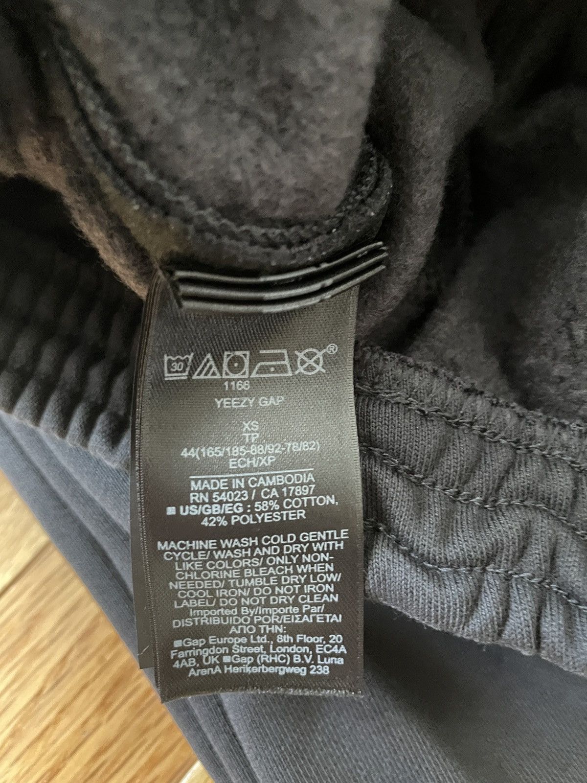 Balenciaga × Gap × Kanye West Yeezy Gap Sweatpants Black Size XS Size US 28 / EU 44 - 7 Thumbnail