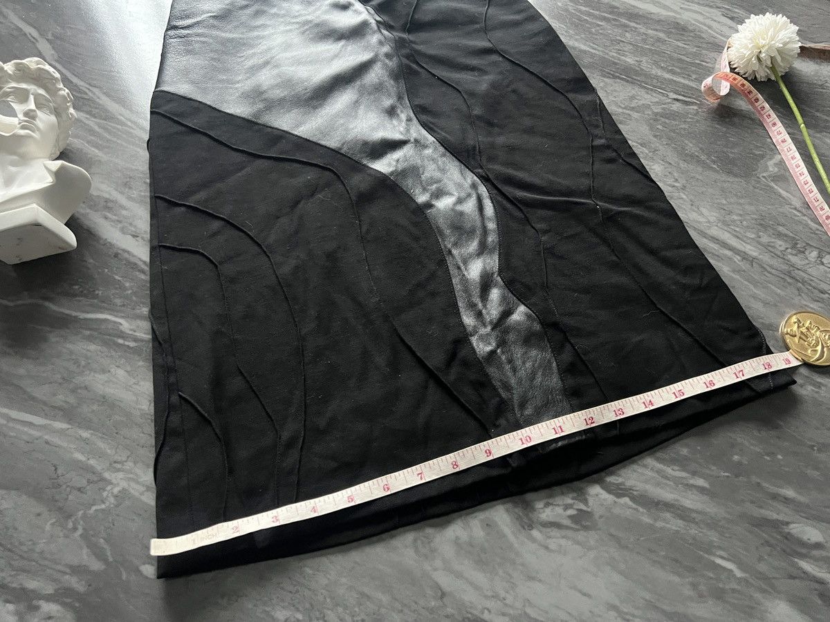 Versace Versus : Versace Midi Skirt Two Layer Wave Made In IT Size 25" / US 0 / IT 36 - 13 Thumbnail