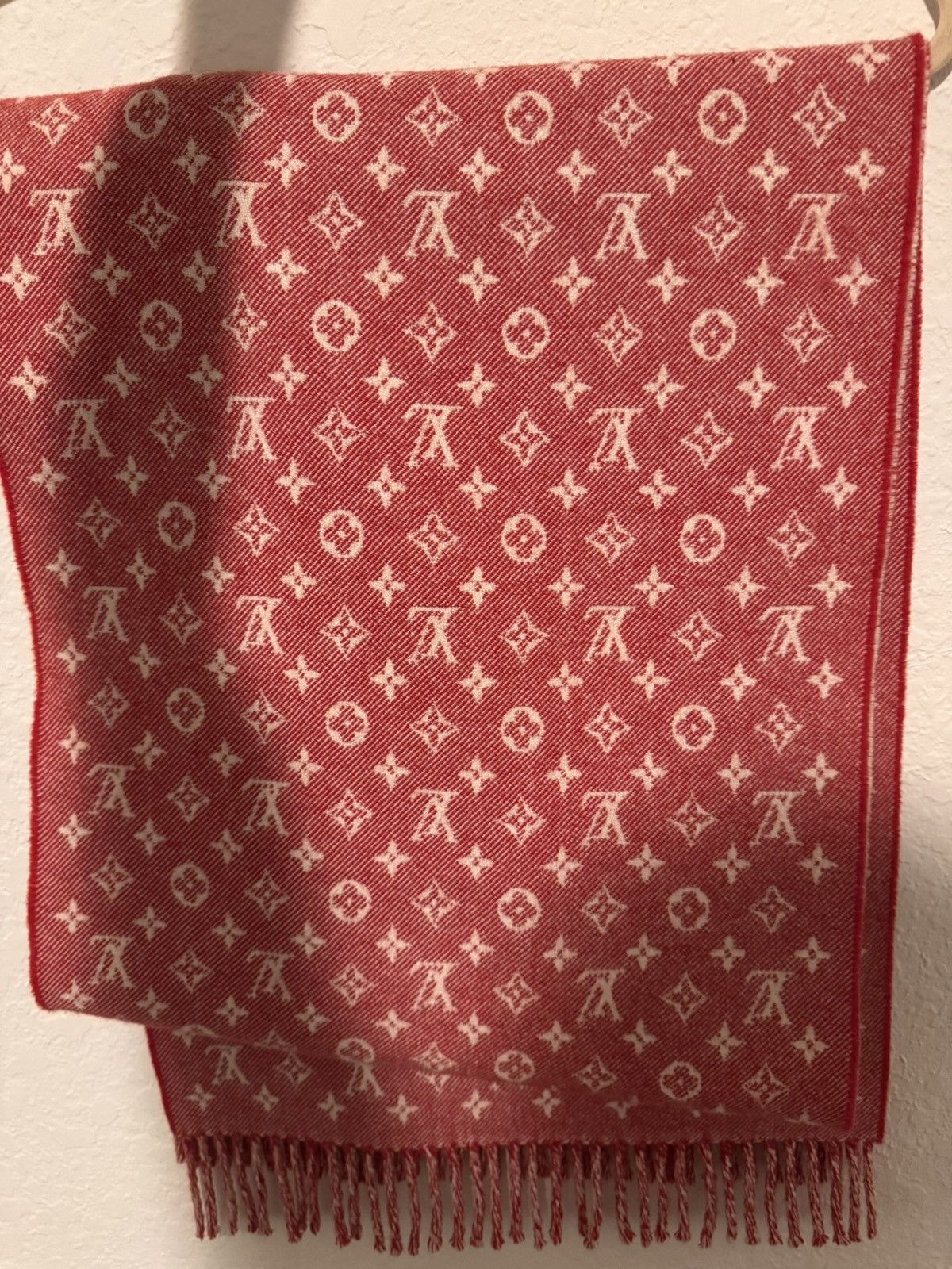 Louis Vuitton Louis Vuitton scarf Size ONE SIZE - 2 Thumbnail