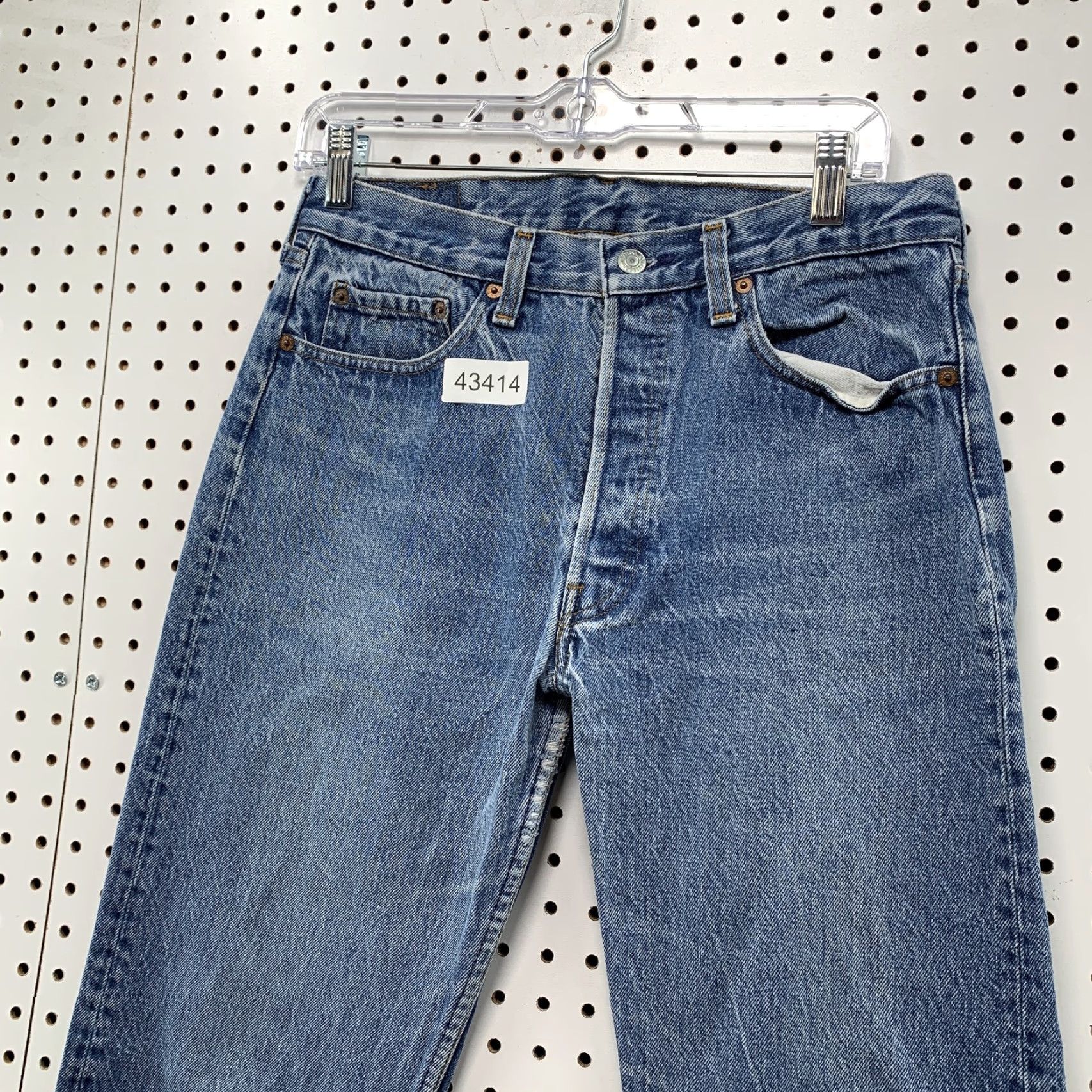 Levi's VINTAGE Levi's 501 Jeans Denim Blue Mens 32x30 Size 30x28 Straight 80s Theme 5-Pocket Mens Jeans Size US 30 / EU 46 - 5 Thumbnail