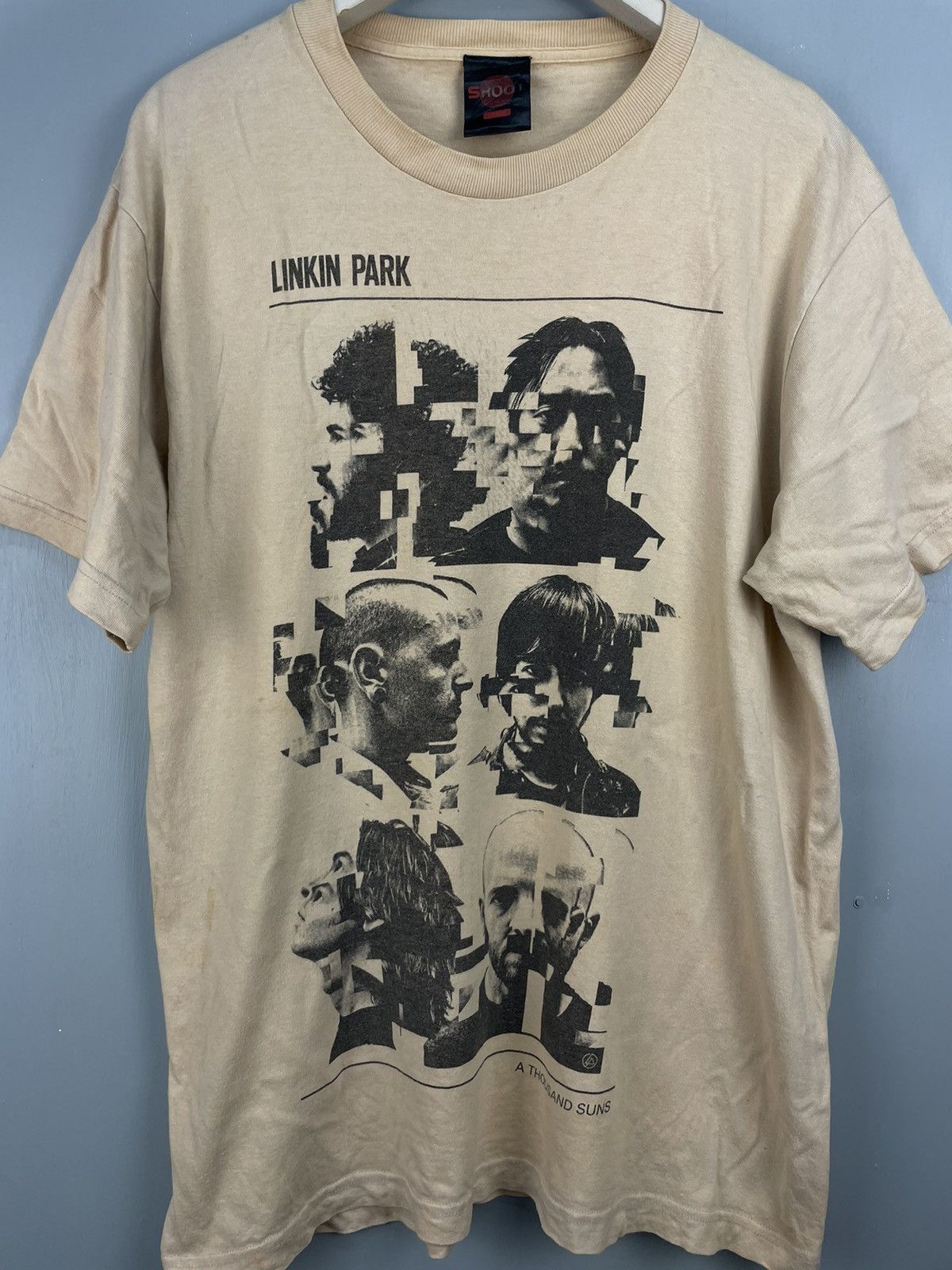 Band Tees Vintage Linkin Park A Thousand Suns promo band t shirt Size US L / EU 52-54 / 3 - 3 Thumbnail