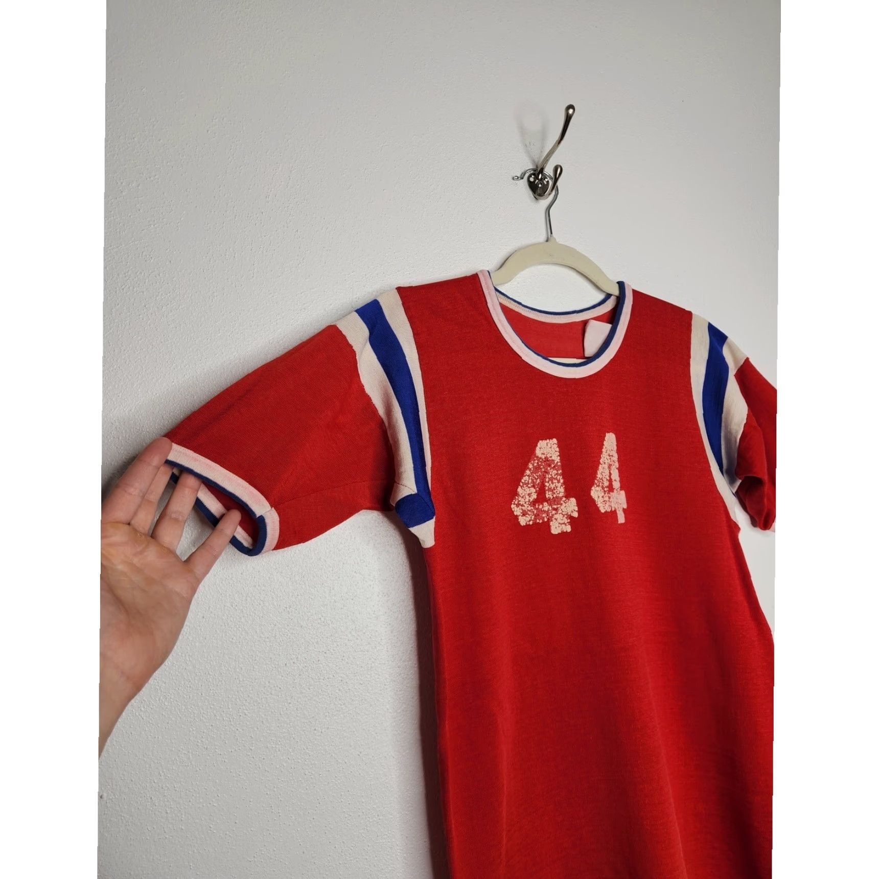 Vintage VINTAGE Rawlings Red Shirt Top Shirt Unisex Adults S Red 50s 60s Rare Numbers Stripe Sports Size US S / EU 44-46 / 1 - 3 Thumbnail
