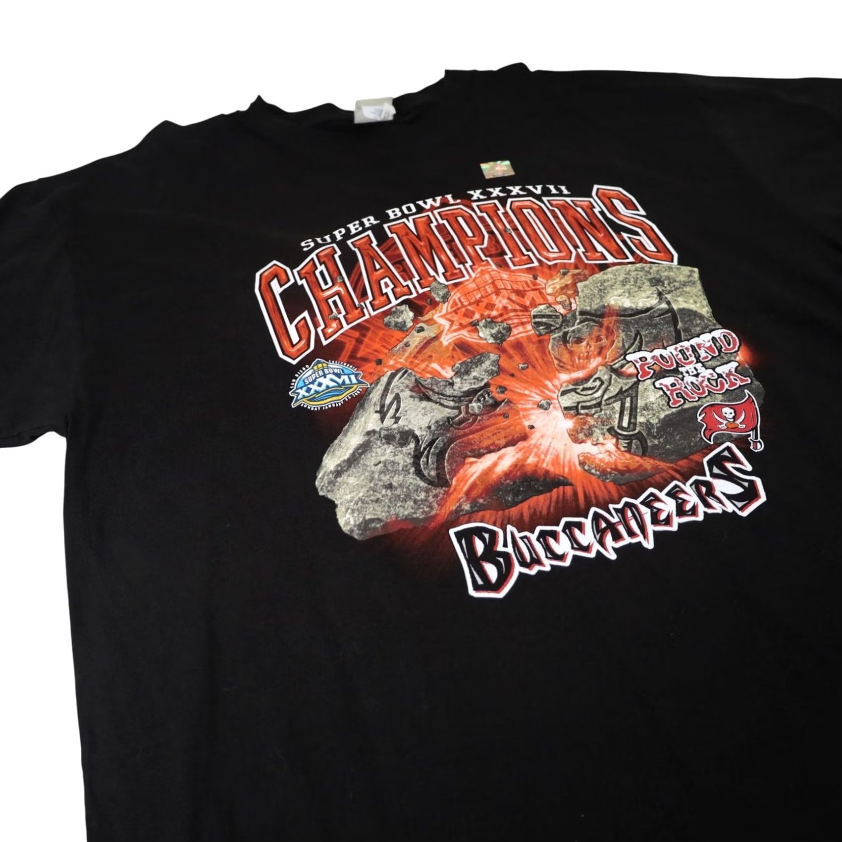 NFL VINTAGE NFL Buccaneers Super Bowl XXXVII Champions Graphic T Shirt Men 2XL Black Shirts Mens Size US XXL / EU 58 / 5 - 4 Thumbnail