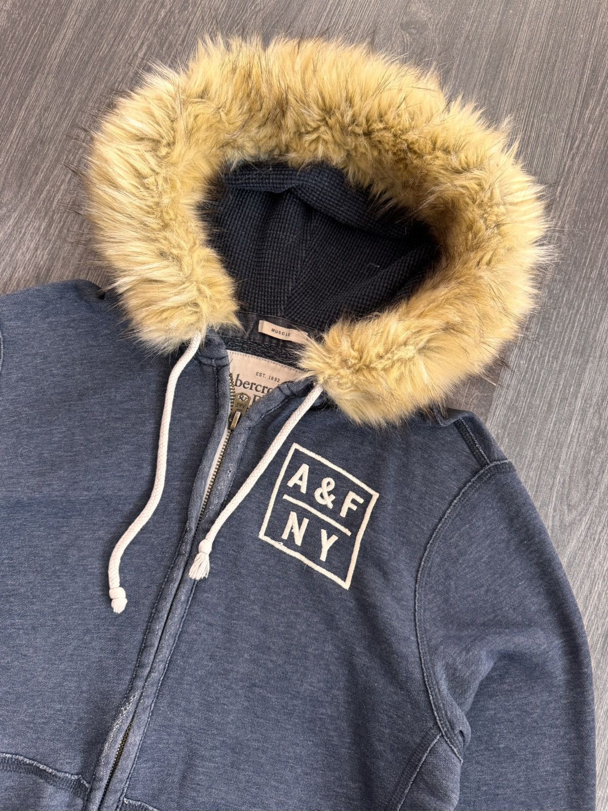 Abercrombie & Fitch Y2K Vintage Abercrombie Fur Hoodie Made in Japan Size US L / EU 52-54 / 3 - 2 Thumbnail