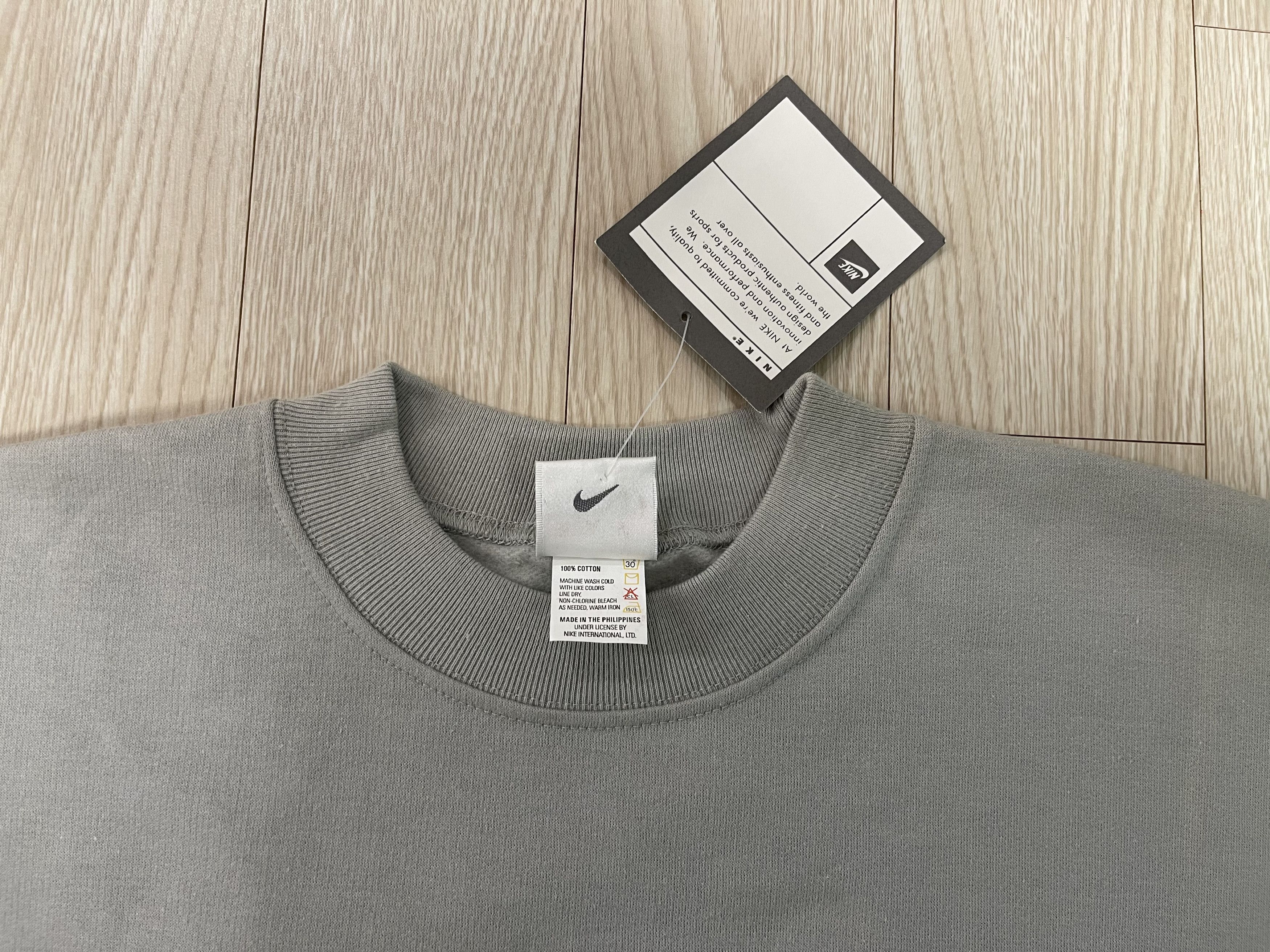 Nike Nike Red Tag Old 90’s Vintage Sweatshirt 1990 Gray L Size US L / EU 52-54 / 3 - 4 Thumbnail