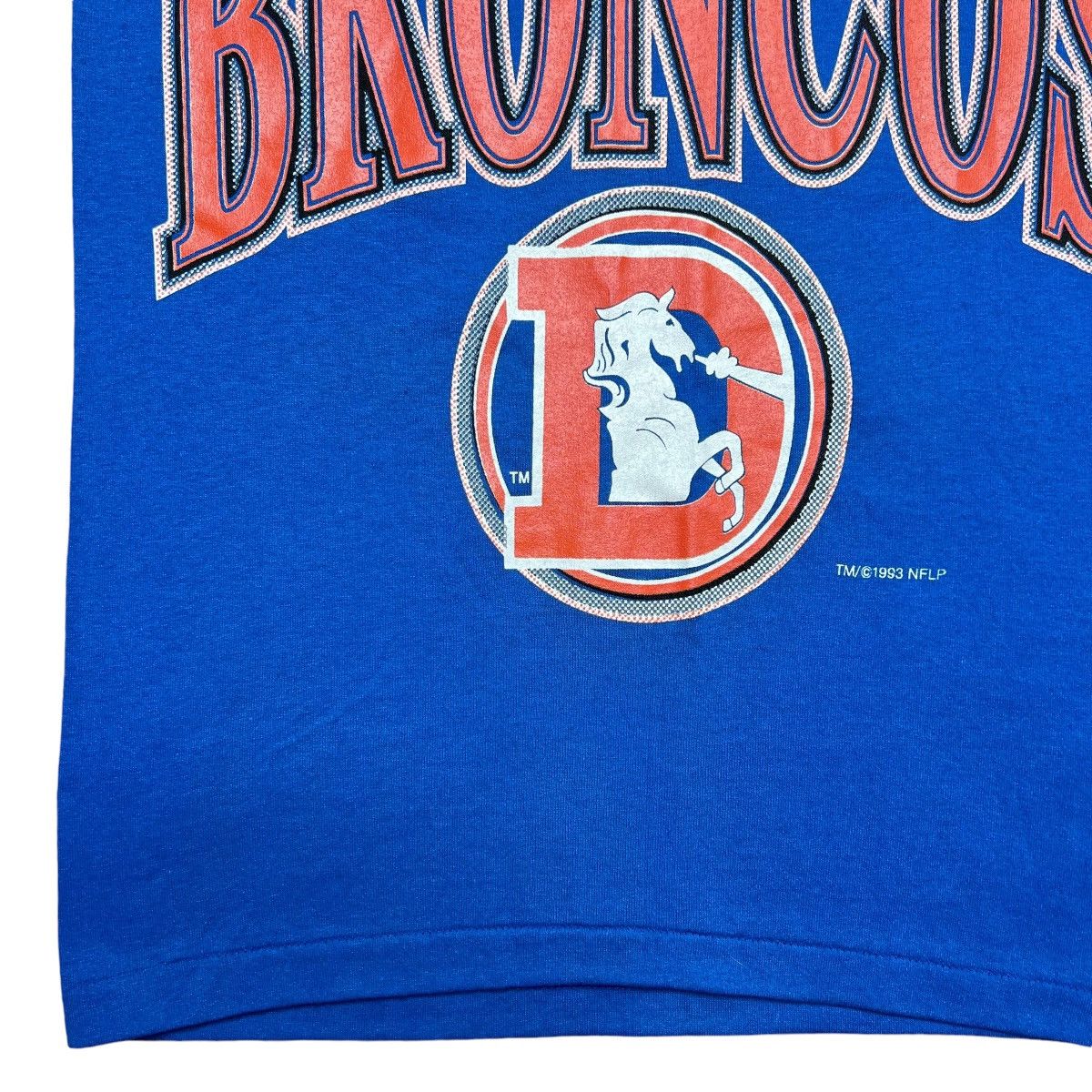 NFL × Vintage Vtg 1993 NFL Denver Broncos Spell Out 3D Logo Football Tee Size US S / EU 44-46 / 1 - 5 Thumbnail