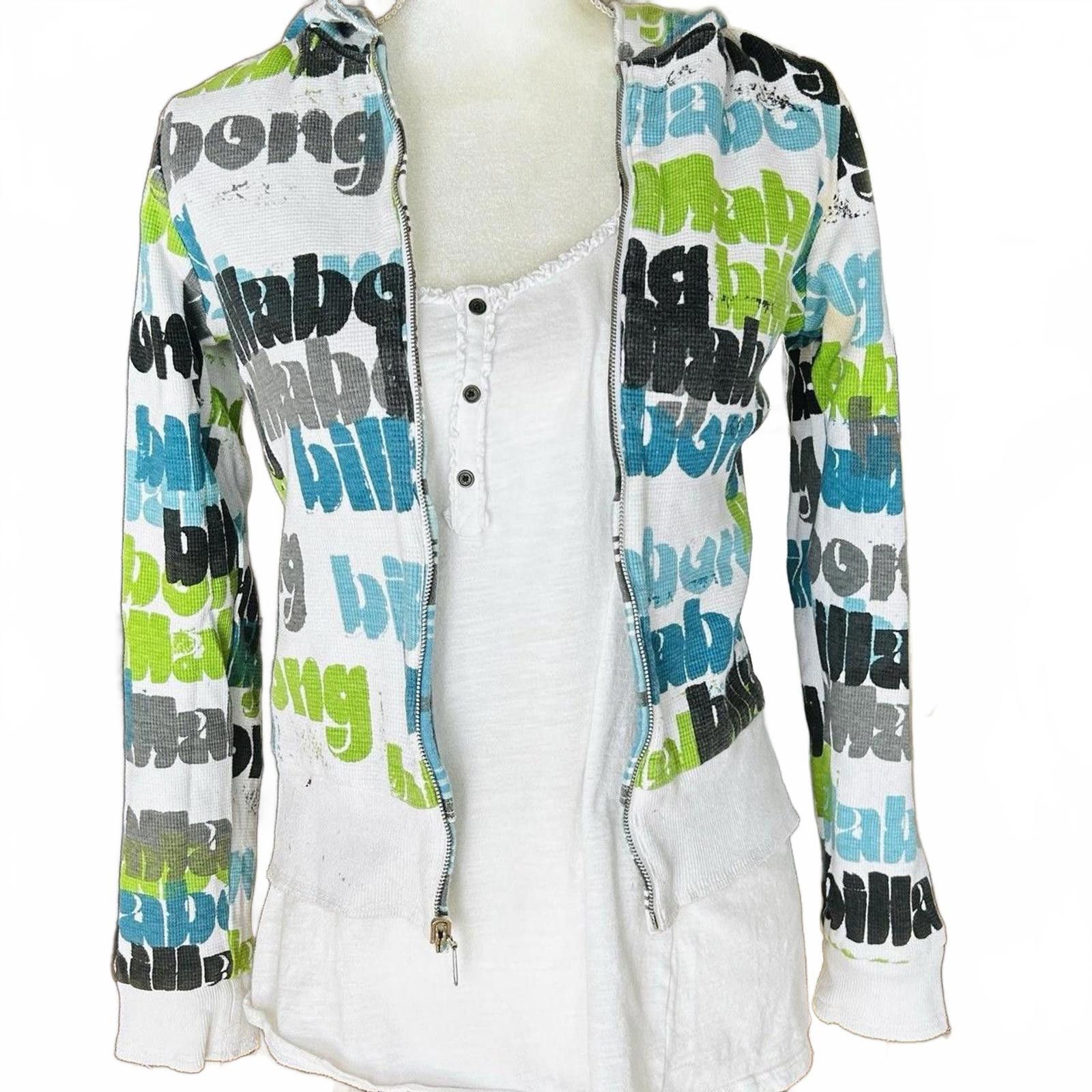 Billabong Slight staining on back left shoulder-see picture Size S / US 4 / IT 40 - 2 Thumbnail