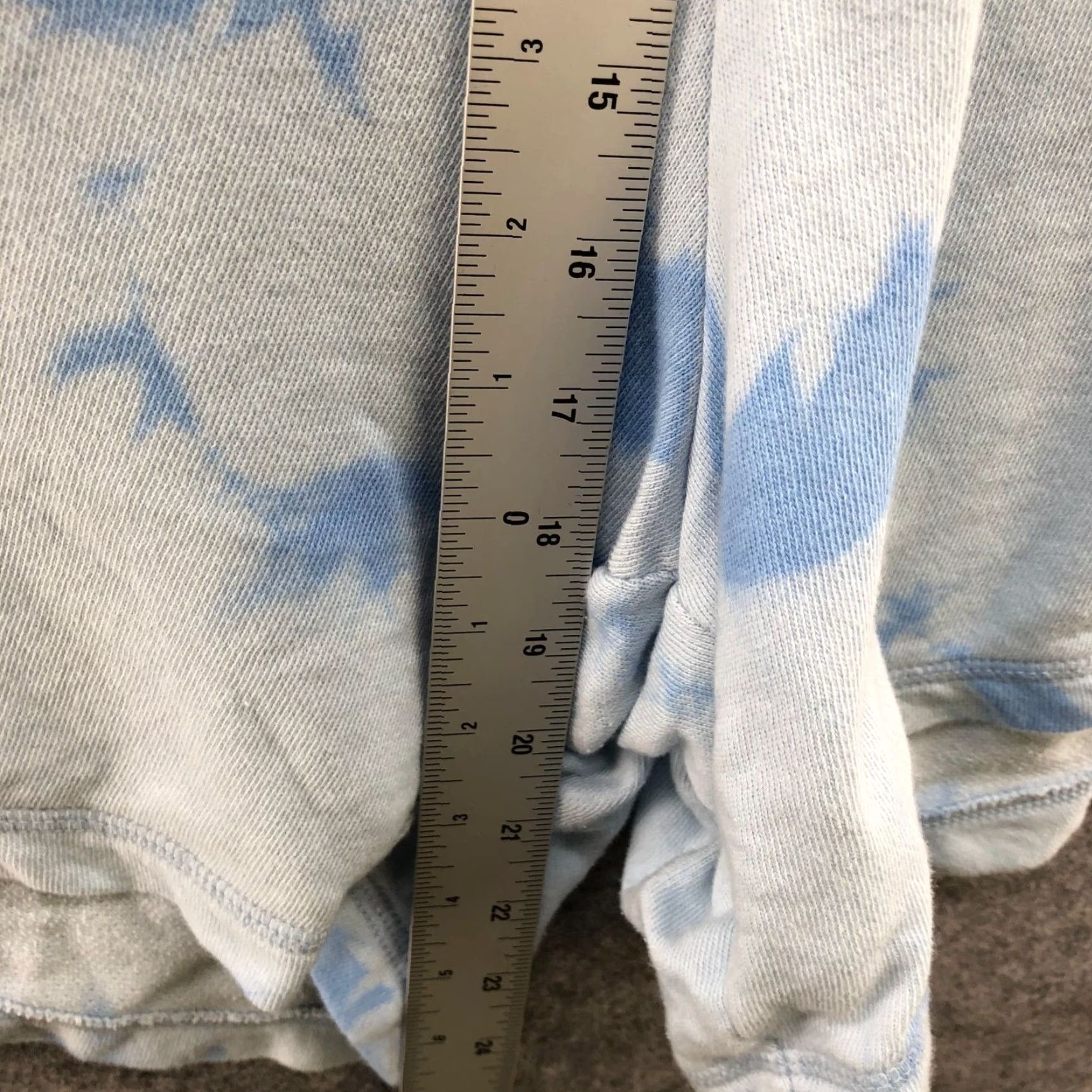 Old Navy Old Navy Women's 4X Tie Dye Fleece Sweat Shorts Lounge Casual High Rise Plus Size Blue Size 40" / US 18 - 6 Thumbnail