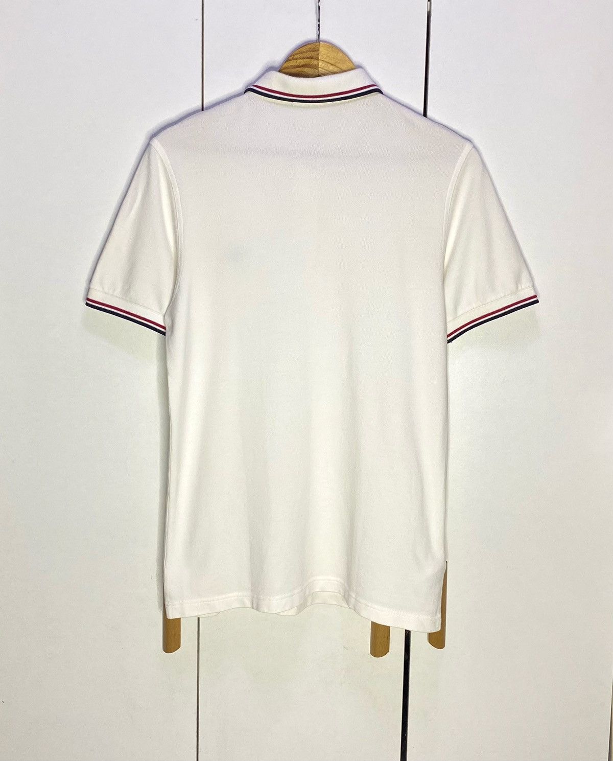 Fred Perry Fred Perry Twin Tipped White Polo Shirt | Medium Size US M / EU 48-50 / 2 - 2 Thumbnail