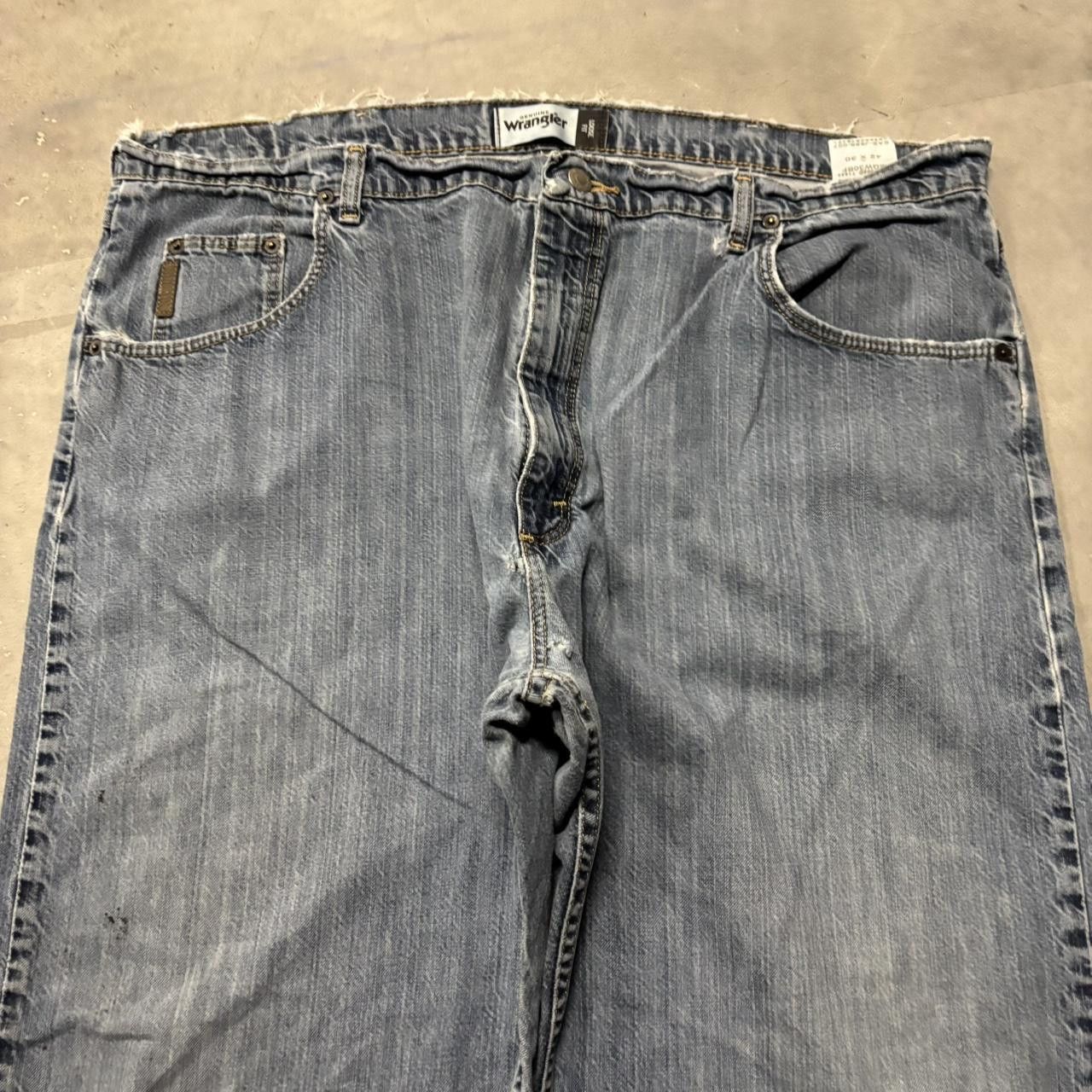 Japanese Brand × Vintage Crazy Vintage Y2K/2000s Baggy Medium Wash Distressed Denim Jeans! Size US 42 / EU 58 - 5 Thumbnail