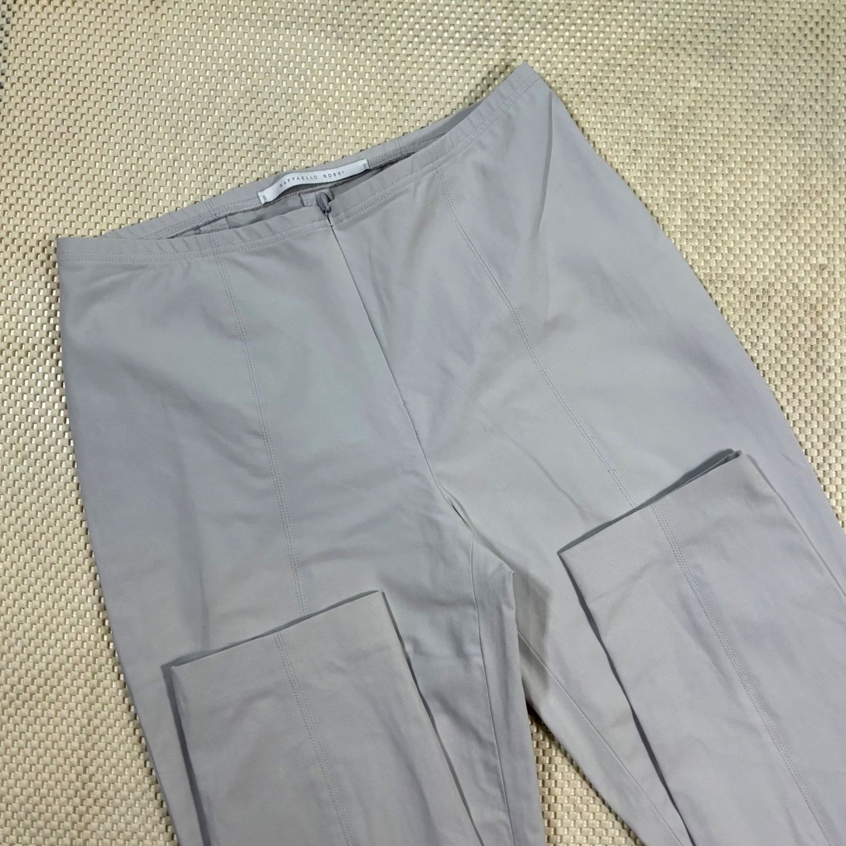 Vintage Raffaello Rossi Giga Light Grey Stretch Cigaret Pants Womens 36 US 6 Dress Pants Regular Zip Fly Solid Gray Womens Size 28" / US 6 / IT 42 - 3 Thumbnail
