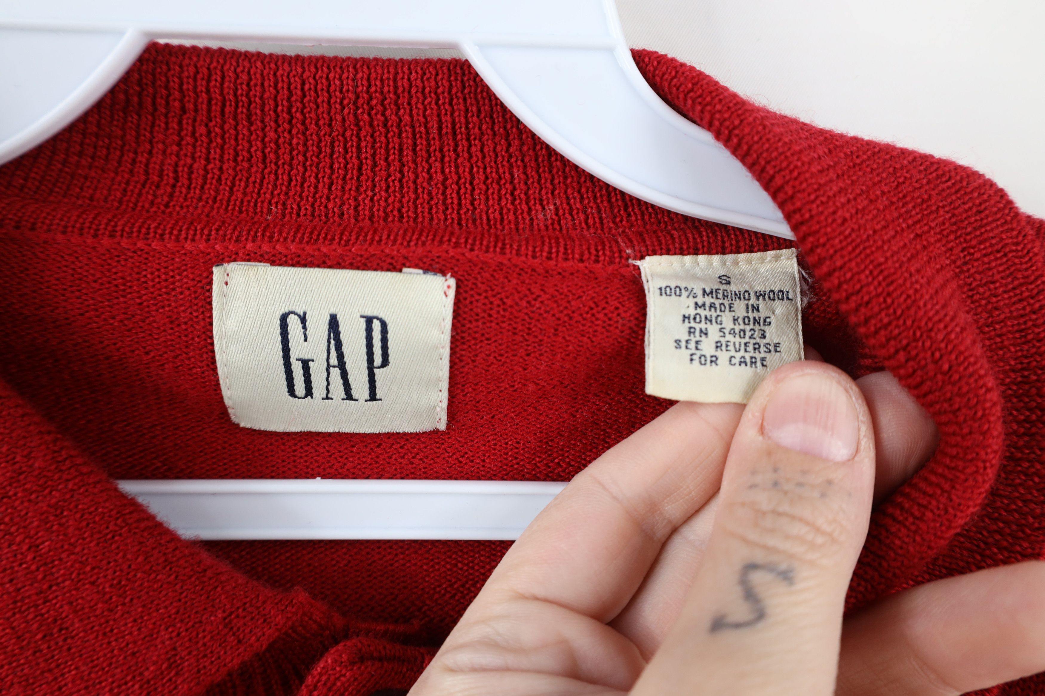 Gap Vintage 90s Gap Merino Wool Knit Collared Polo Sweater Red Size US S / EU 44-46 / 1 - 6 Thumbnail