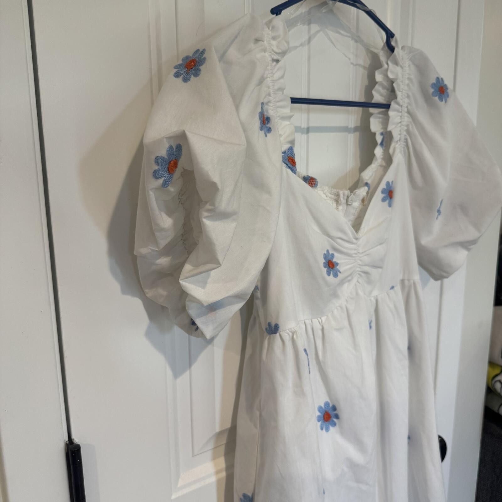 Other Altard State White Dress with Blue and Orange Floral Embrodi Size M / US 6-8 / IT 42-44 - 5 Thumbnail