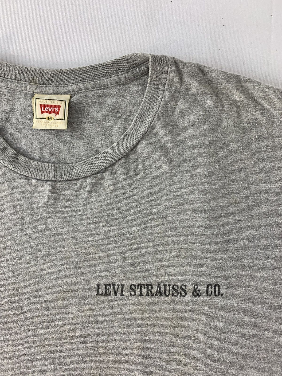 Levi's 90s Levi Strauss & Co Demand Best Gray Printed Tee Size US L / EU 52-54 / 3 - 4 Thumbnail