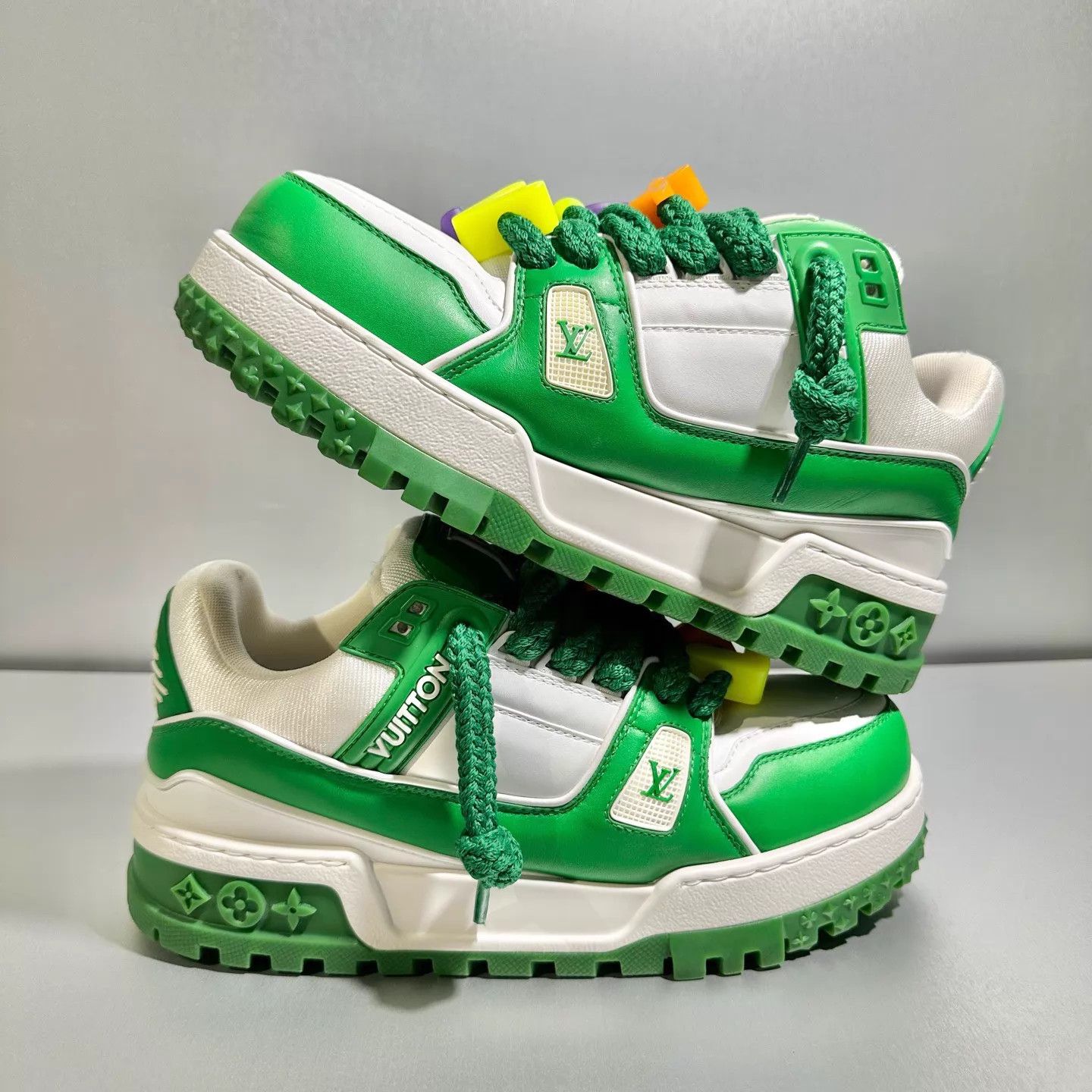Louis Vuitton LV Trainer White Green Pikachu 40/6 Worn Excellent Size US 7 / EU 40 - 3 Thumbnail