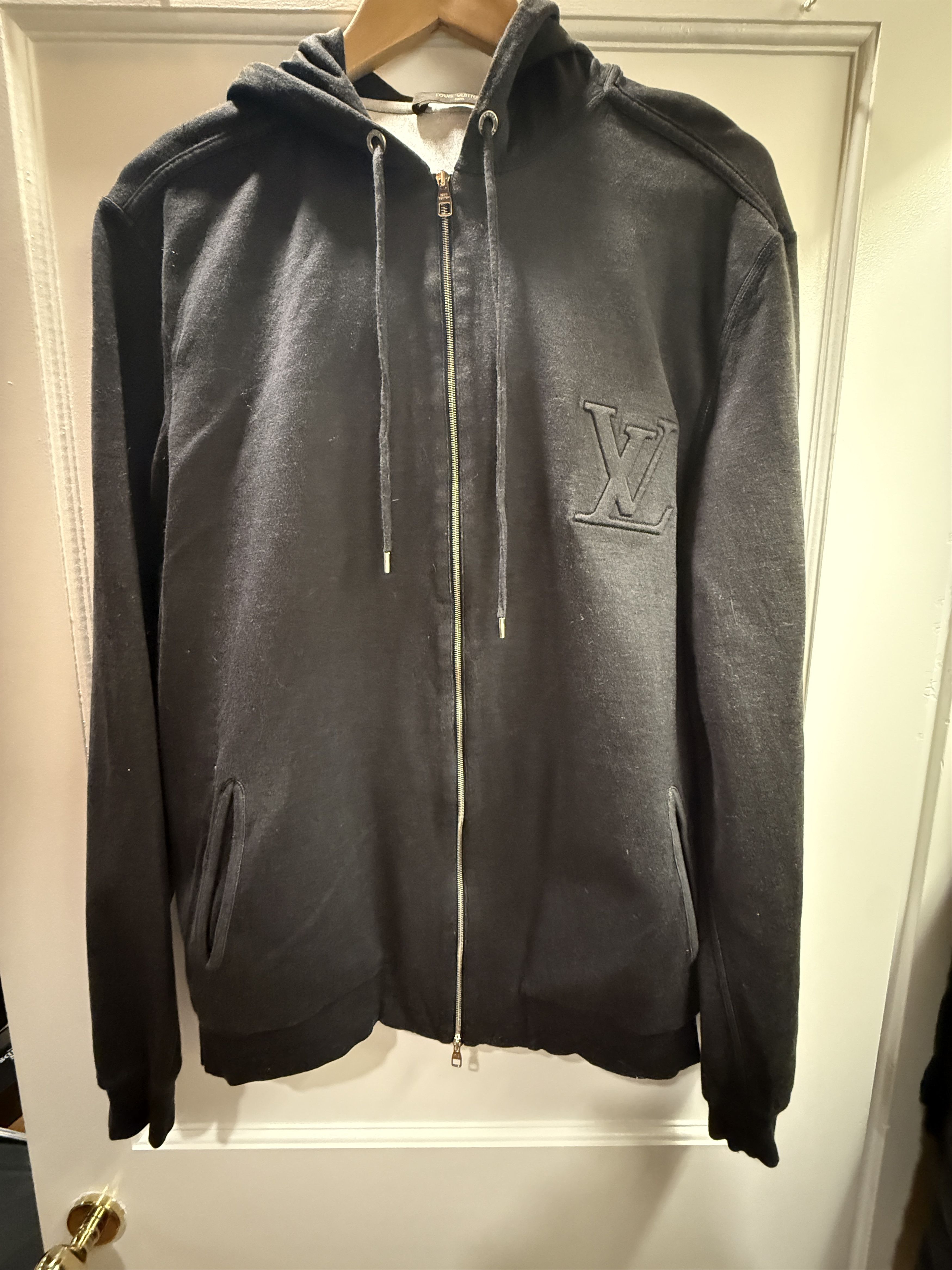 Louis Vuitton Louis Vuitton LV Logo Hooded Sweatshirt XXL Dark Charcoal Size US XXL / EU 58 / 5 - 1 Thumbnail