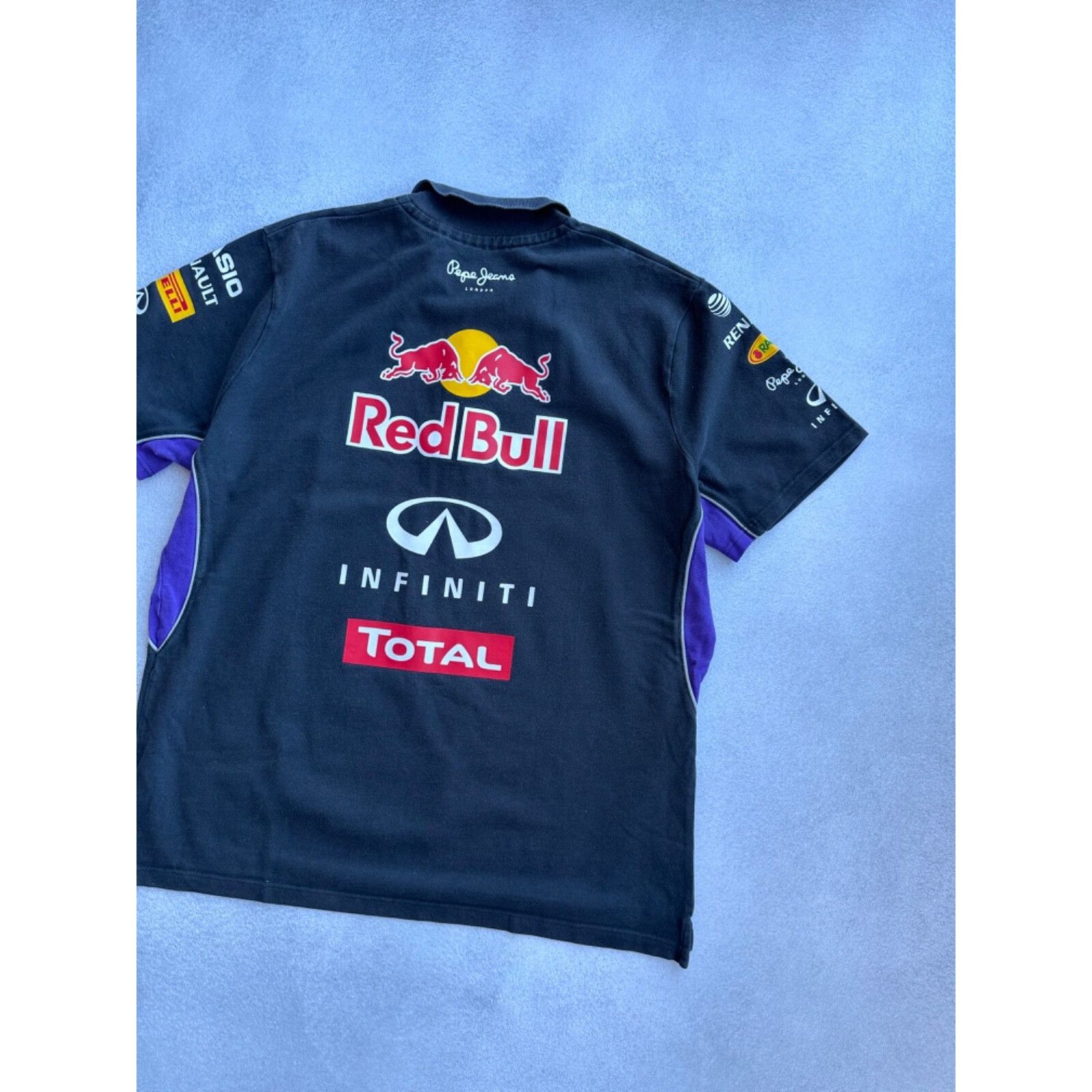 Pepe Jeans VTG Red Bull Pepe Jeans Formula Uno Racing Faded T-shirt Size US XXL / EU 58 / 5 - 3 Thumbnail