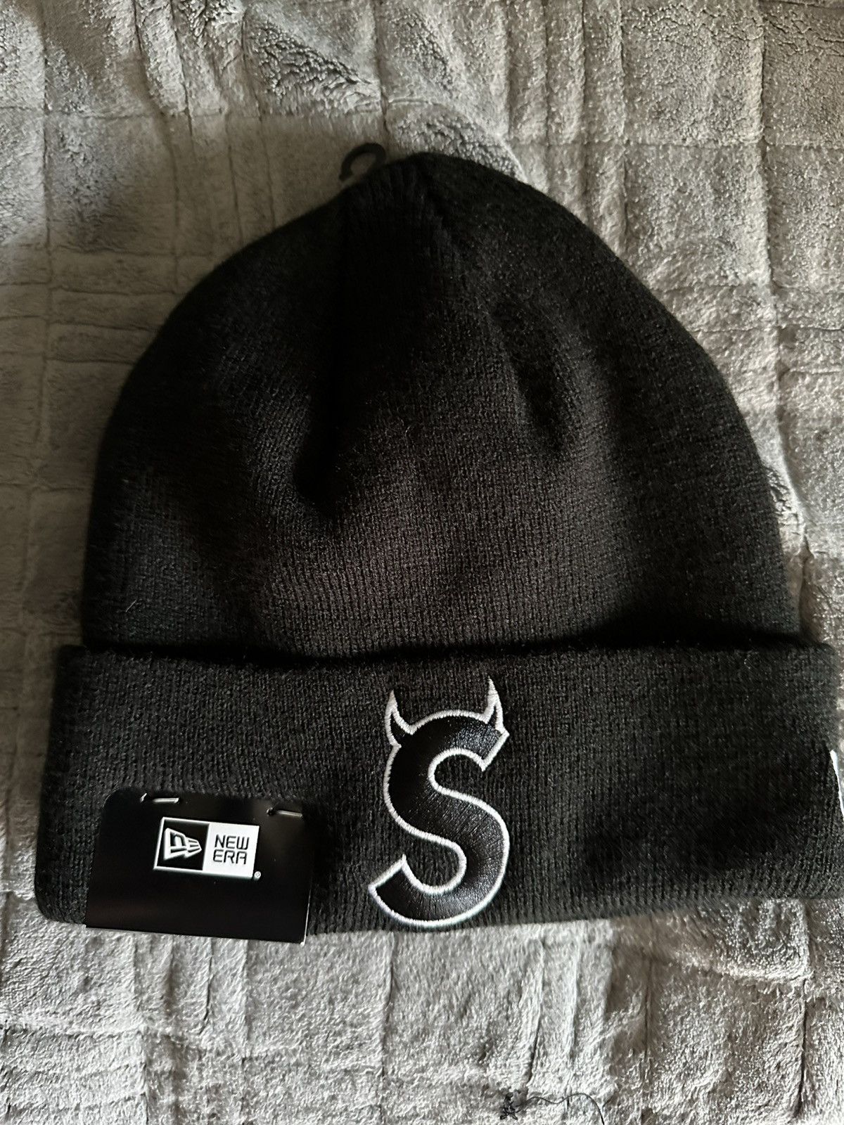Supreme Supreme Devil S logo beanie | Grailed