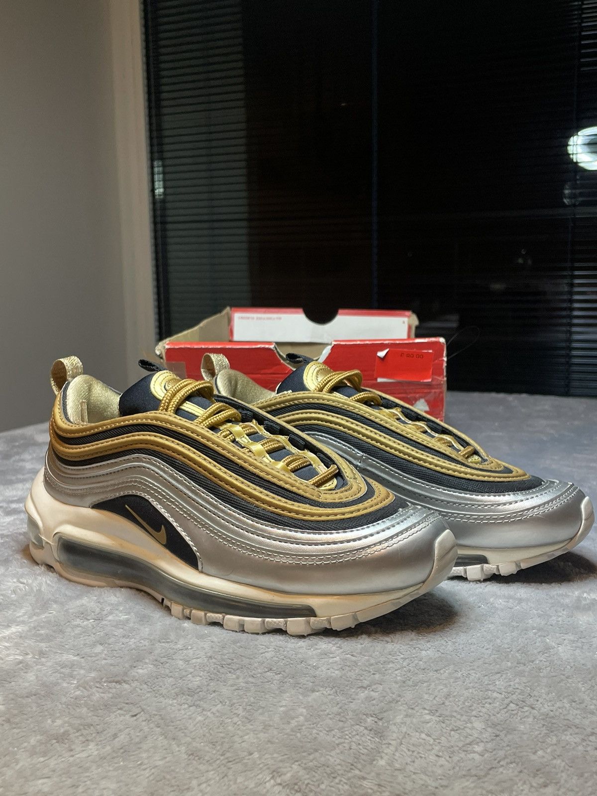 Nike Sneakers Nike Air Max 97 SE Size US 5 / IT 35 - 1 Thumbnail