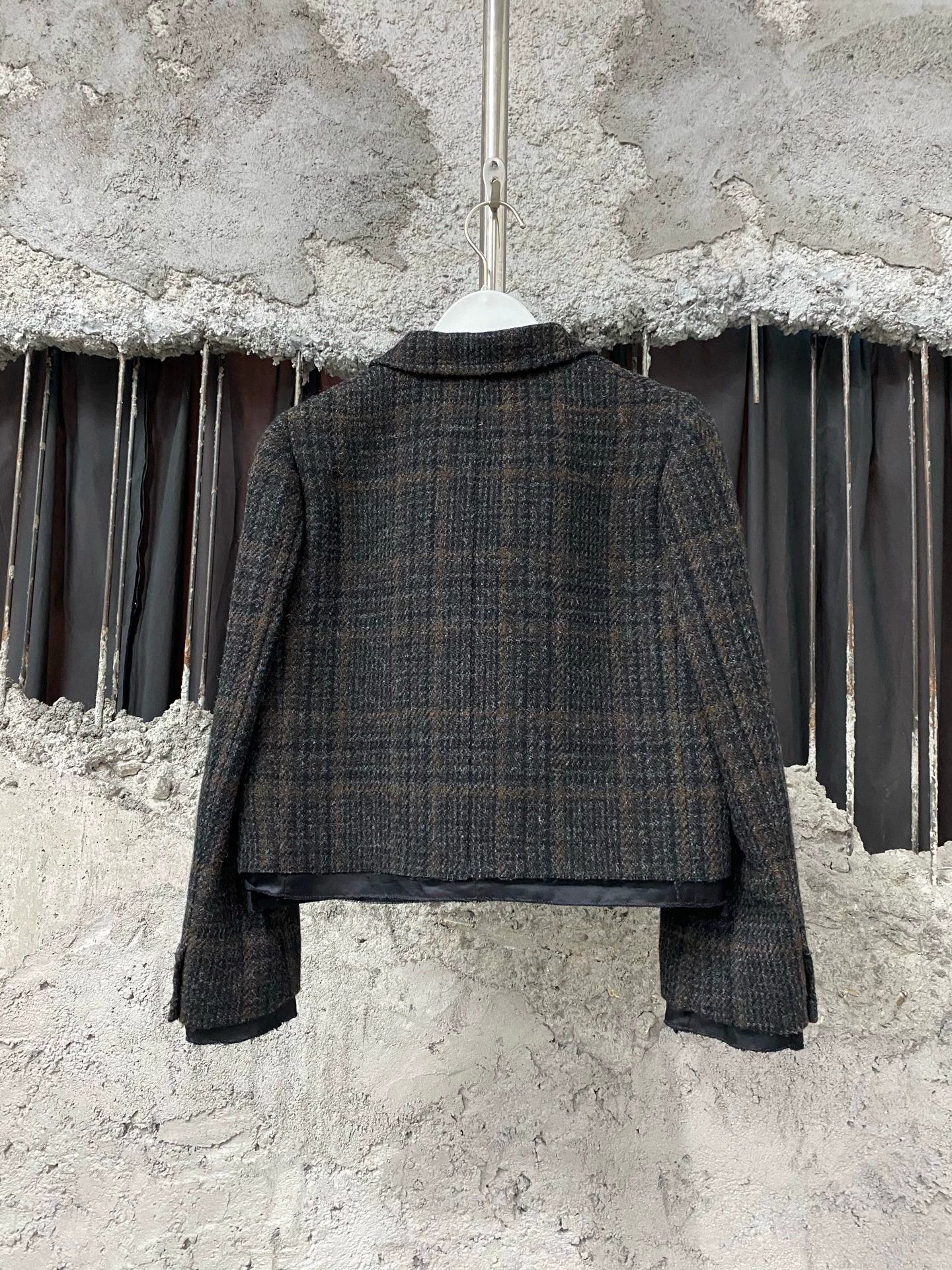 Miu Miu Miumiu Grey Plaid Suit Size: 36 Condition Size S / US 4 / IT 40 - 2 Thumbnail