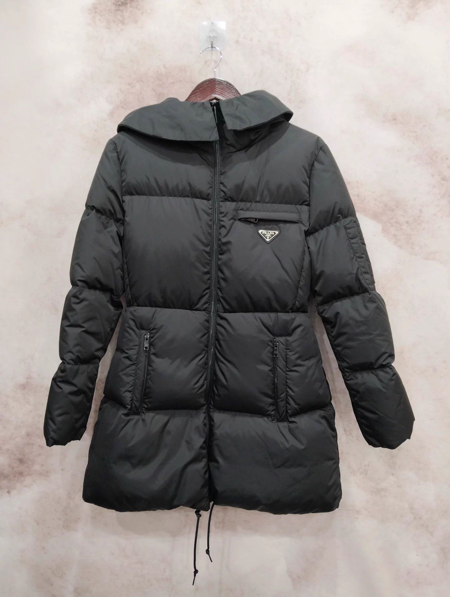 Prada PRADA puffer jacket 40 Size S / US 4 / IT 40 - 1 Thumbnail