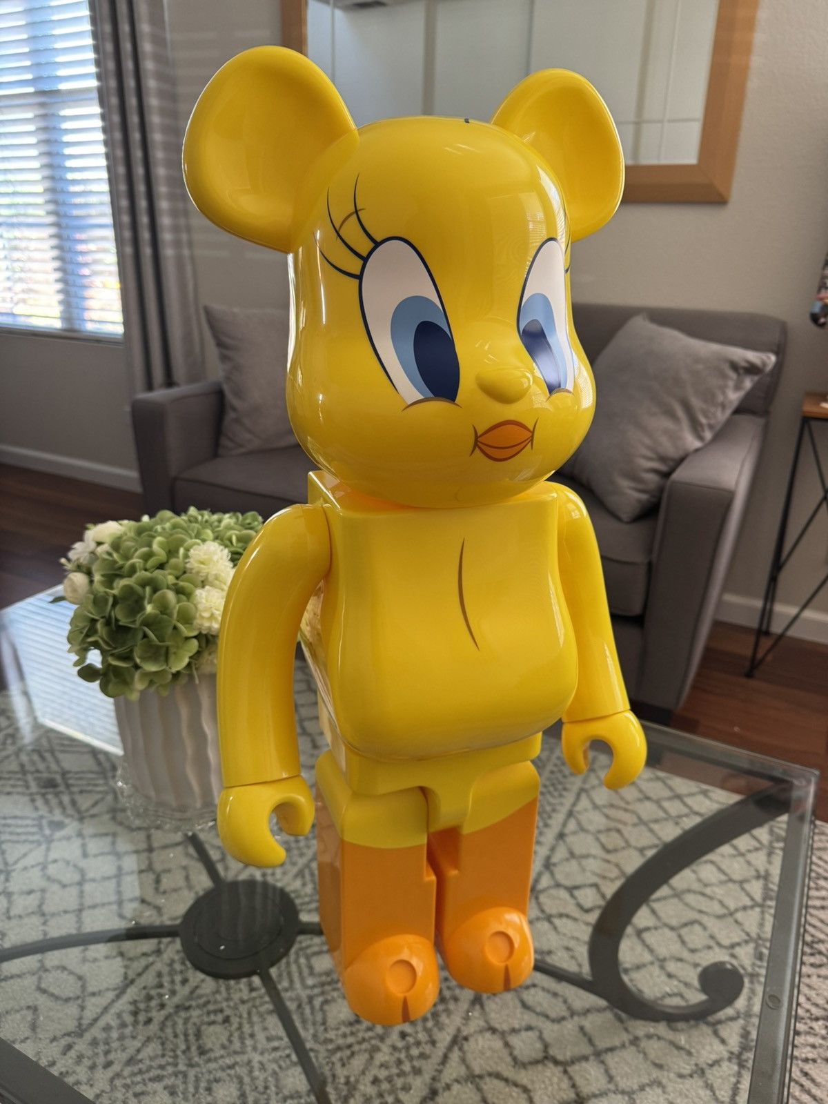 Warner Bros tweety bird looney toons bearbrick 1000% figure Size ONE SIZE - 2 Thumbnail