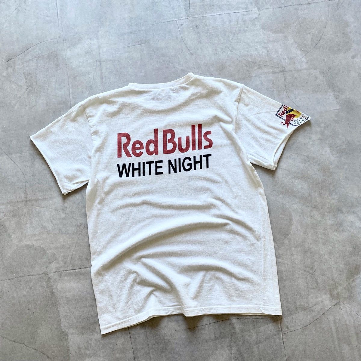 Vintage Vintage Y2K Suzuki RedBull White Night T-shirt Streetwear Size US M / EU 48-50 / 2 - 2 Thumbnail