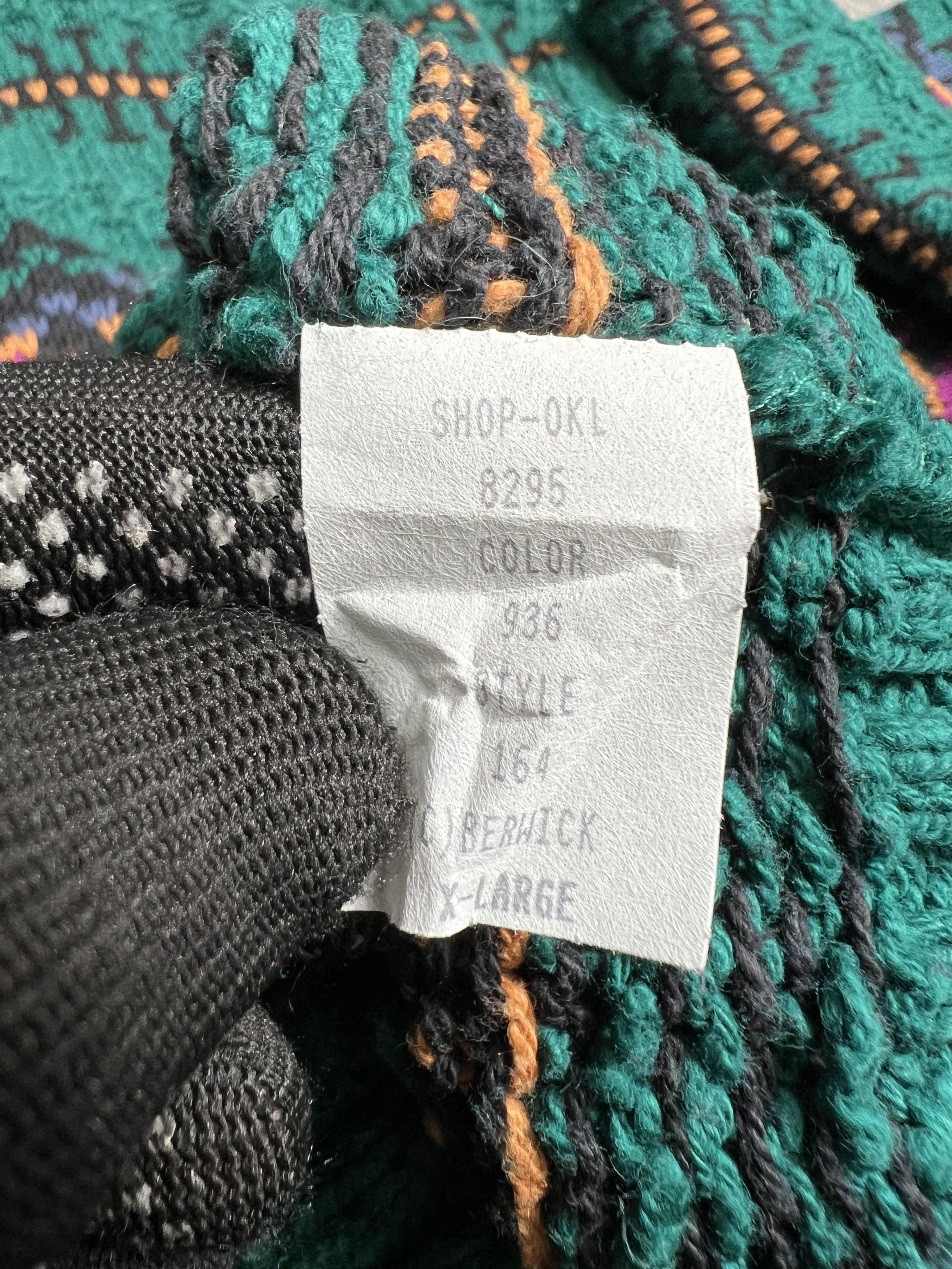 Vintage VTG American Portrait Abstract Design Sweater (XL) JKA282 Size US XL / EU 56 / 4 - 6 Thumbnail