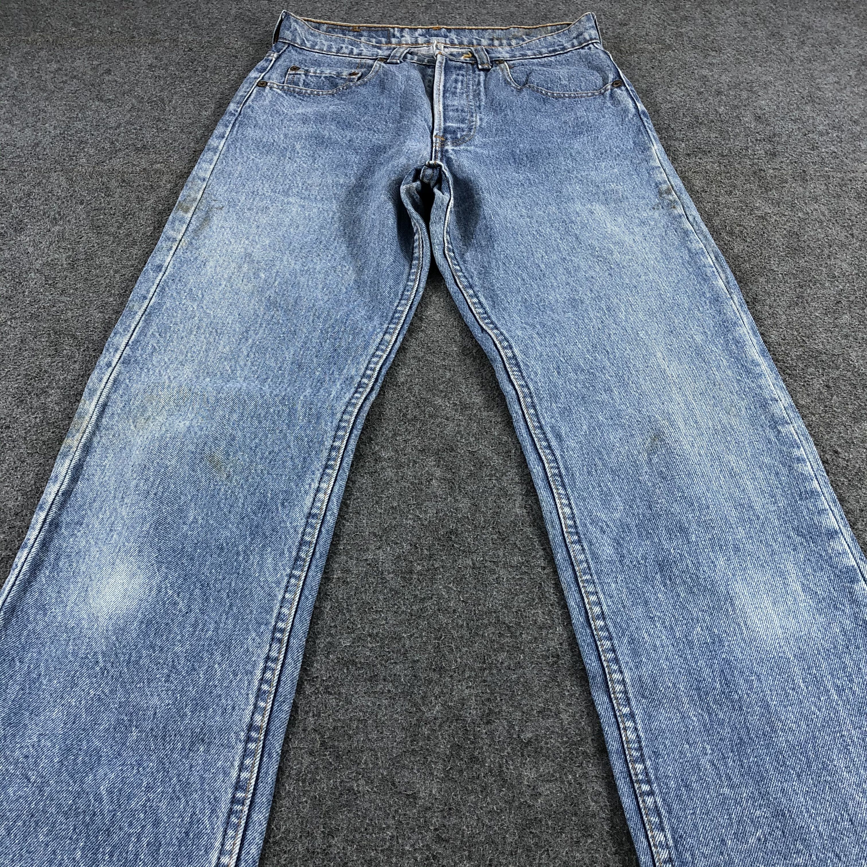 Levi's × Vintage Vintage 90s Distress Blue Wash Levis 501 Jeans-JM1567 Size US 28 / EU 44 - 3 Thumbnail