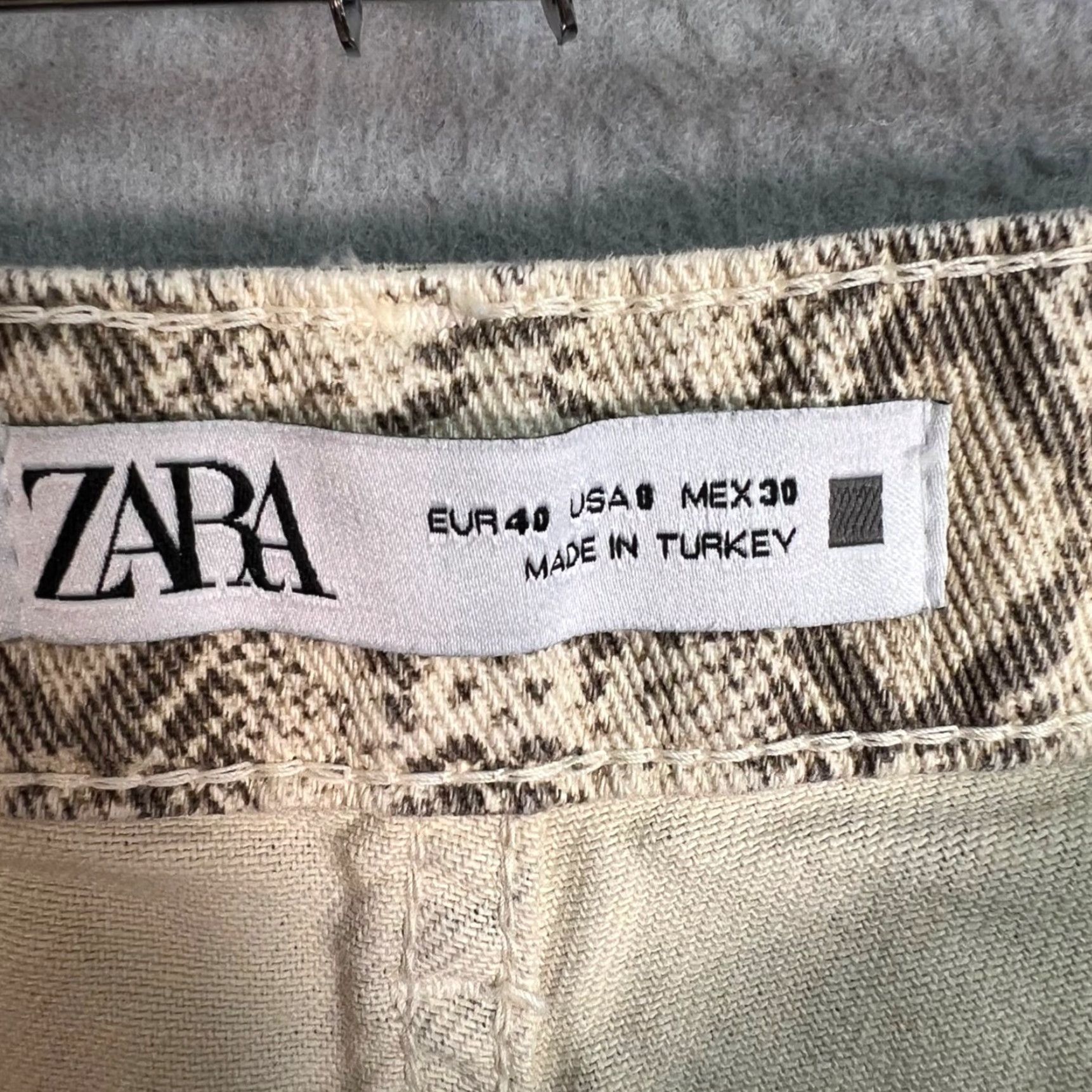 Zara Zara Pants Womens 8 Snake Print Cotton Beige Gray Straight Leg Casual Wear Size 30" / US 8 / IT 44 - 3 Thumbnail