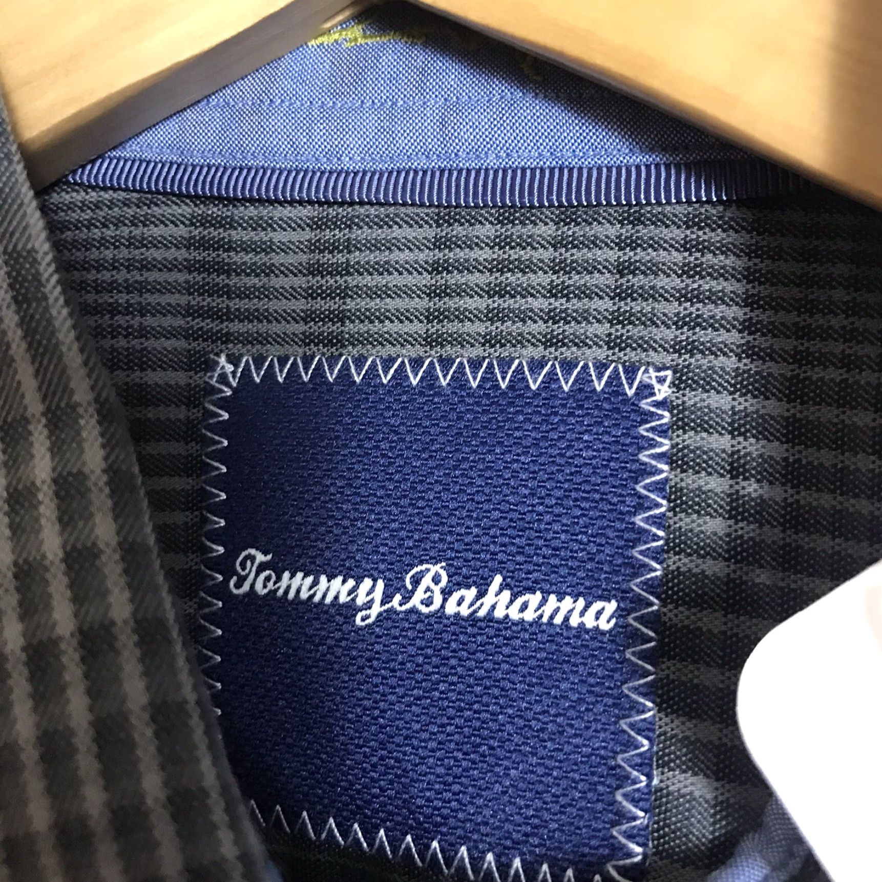 Tommy Bahama Tommy Bahama Shirt Mens Size Small GRAY Plaid Glen There Done That NEW Size US S / EU 44-46 / 1 - 3 Thumbnail