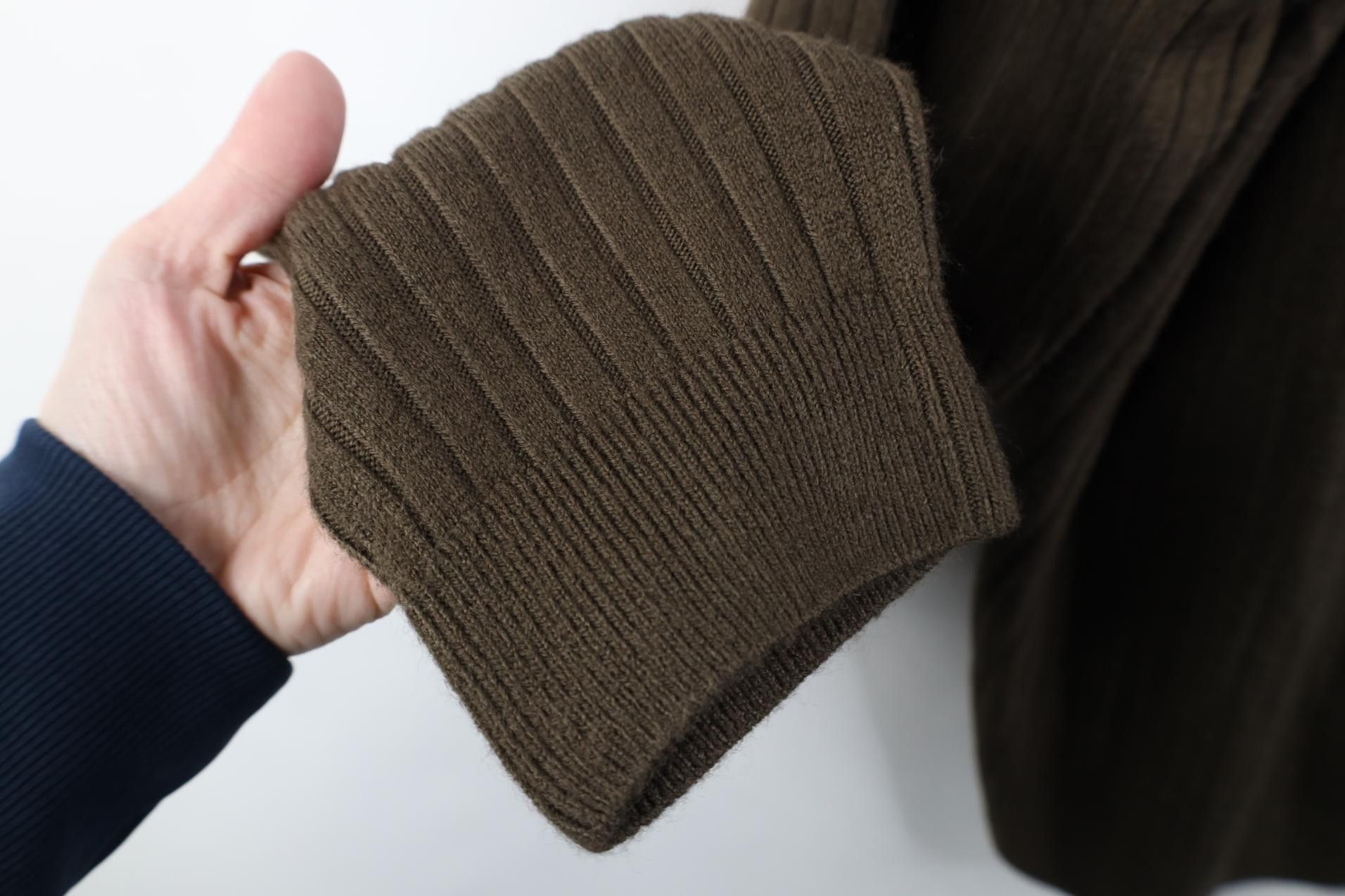 Vintage Vintage 90s Streetwear Soft Ribbed Knit V-Neck Sweater Brown Size US XL / EU 56 / 4 - 6 Thumbnail