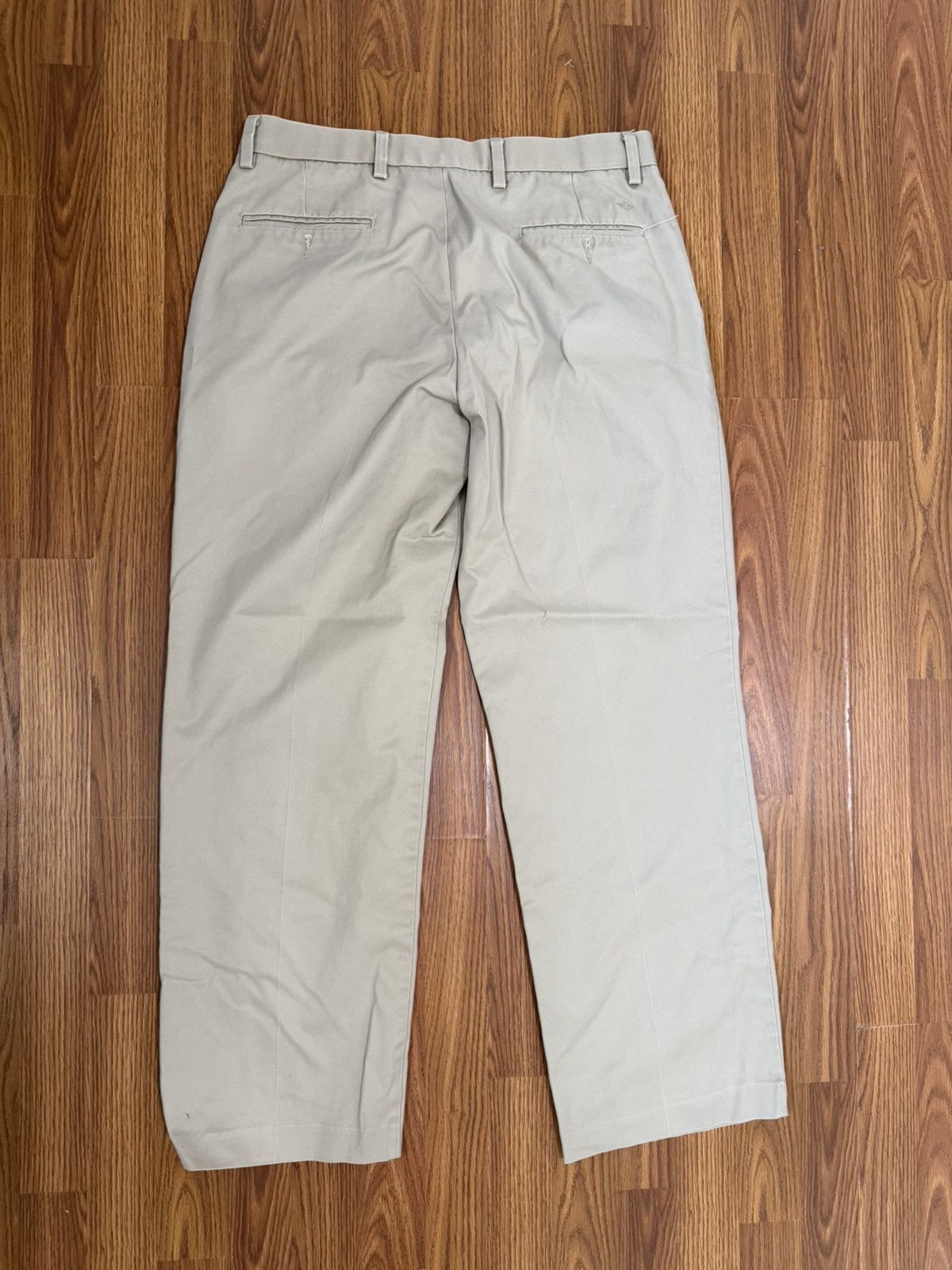 Dockers Dockers D3 Classic Pleated Front Preppy Chino Khakis 35x30 Size US 35 - 4 Thumbnail