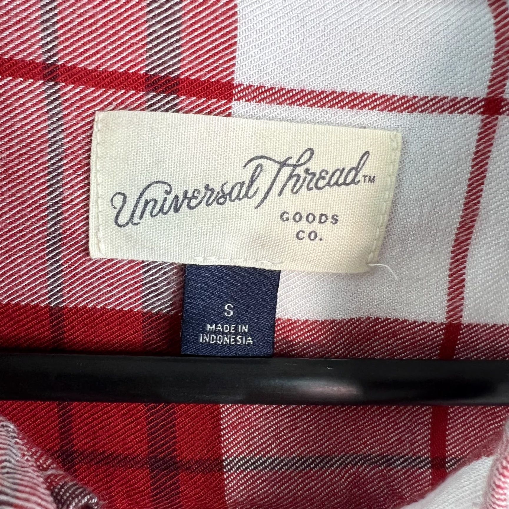 Vintage Universal Thread Goods Co. Womens Shirt Size S Red Plaid Collared Long Sleeves Size S / US 4 / IT 40 - 4 Thumbnail