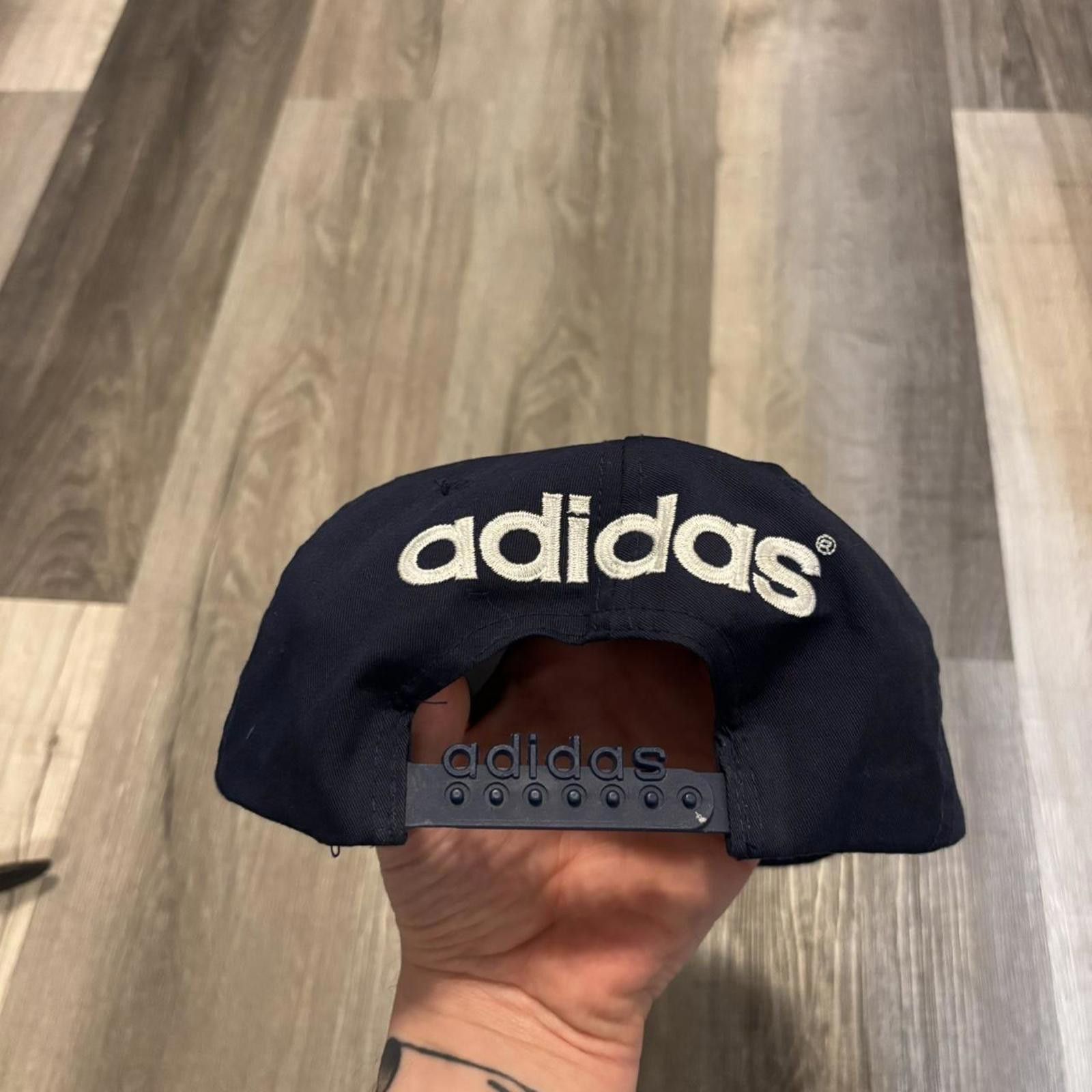 Adidas Vintage adidas snapback hat 90s OS Size ONE SIZE - 3 Thumbnail