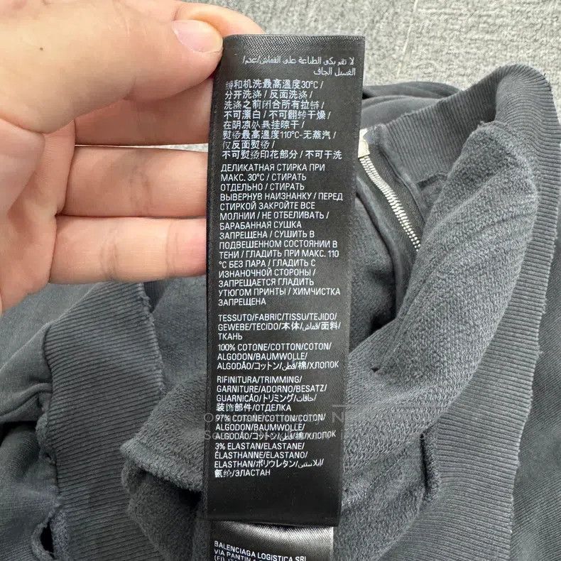 Balenciaga Balenciaga Tape Letter Hooded Sweatshirt Size US L / EU 52-54 / 3 - 4 Thumbnail