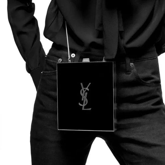 Saint Laurent Paris O1B1Hav110425 Size: Os / Tuxedo Box Bag In Shagreen Leather in Black/Silver, Women's