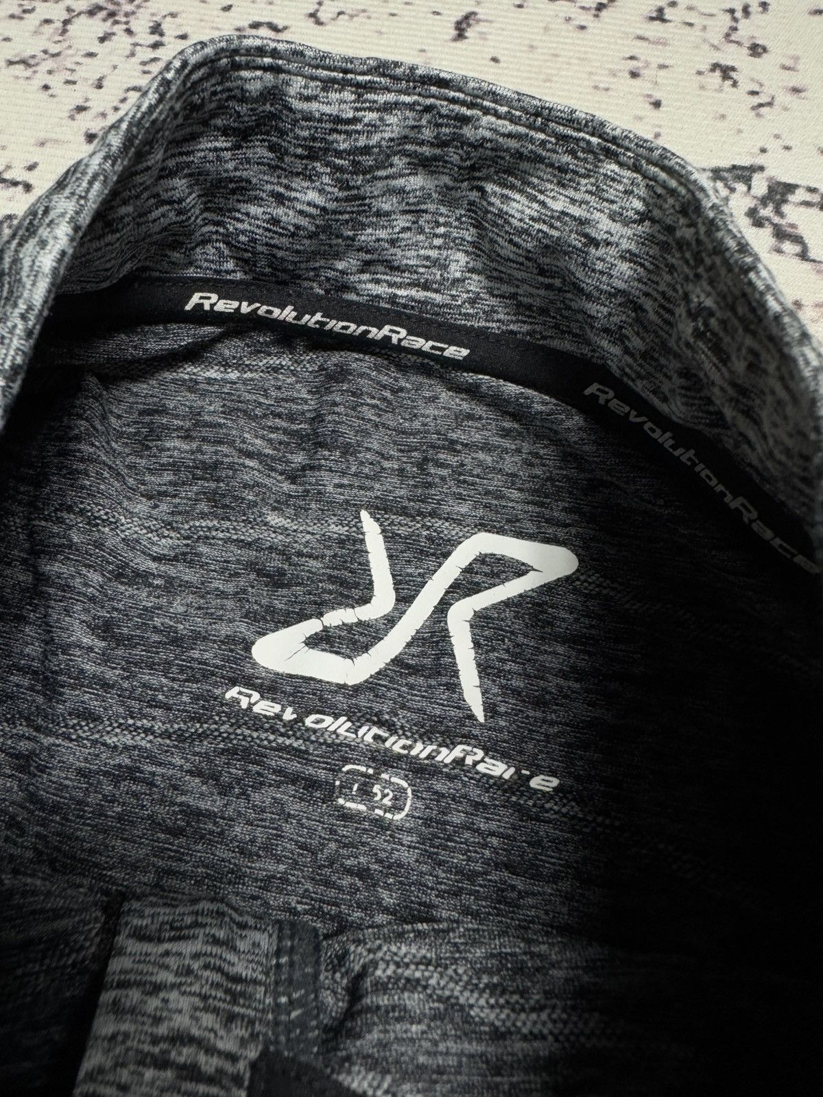 Other Revolution Race Grey Halfzip Fleece running Grey L Size US L / EU 52-54 / 3 - 4 Thumbnail