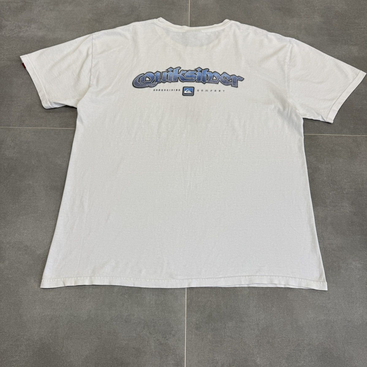 Quiksilver Vintage Quiksilver Center Logo Surf Style Y2K Men T-Shirt Size US XL / EU 56 / 4 - 16 Thumbnail