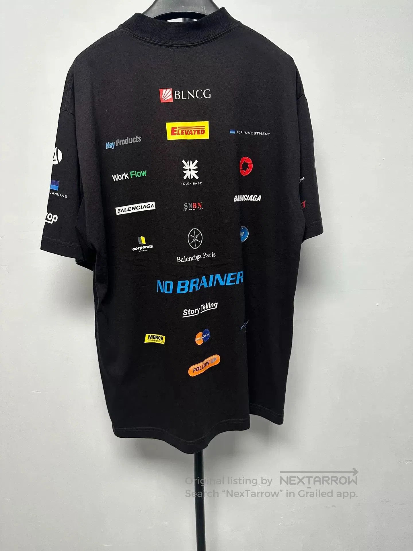 Balenciaga Balenciaga Logo Badge Print Crewneck Short Sleeve. Size XS / US 0-2 / IT 36-38 - 2 Thumbnail