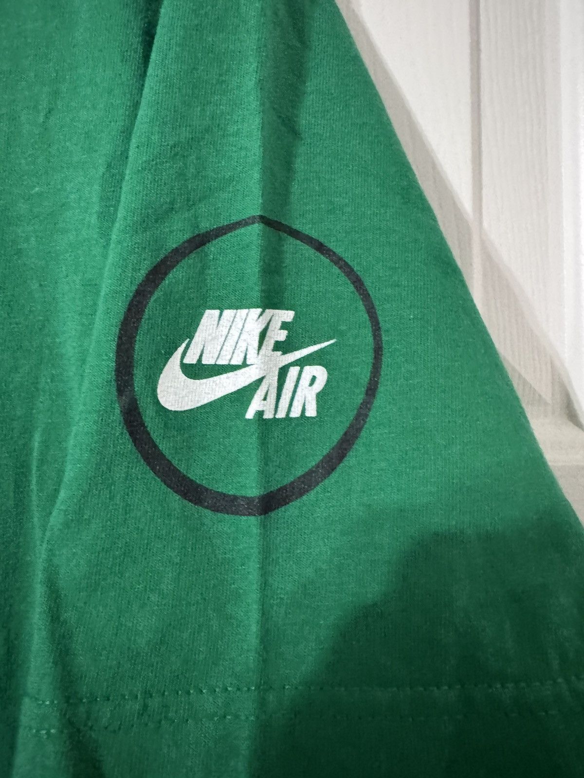 Nike Nike Air NYX Graphic Logo Shirt Size US L / EU 52-54 / 3 - 3 Thumbnail