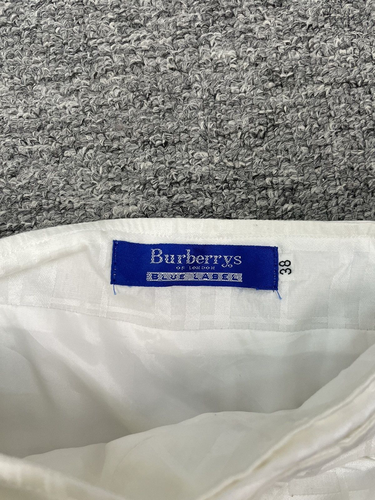 Burberry × Vintage Vintage burberry skirt nova check plaid women size 38 Size 27" / US 4 / IT 40 - 3 Thumbnail