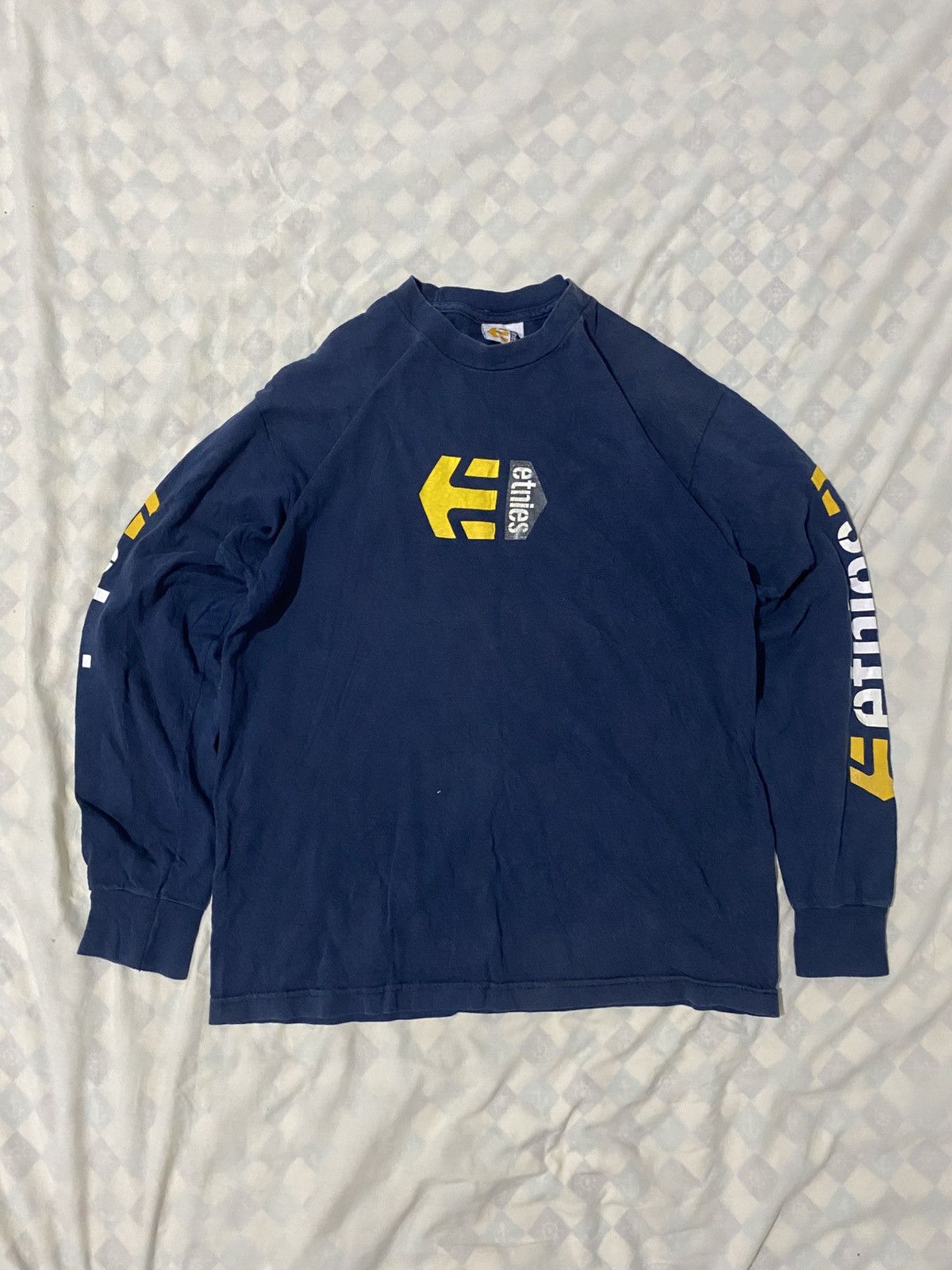 Etnies Vintage Etnies sweatshirt Size US M / EU 48-50 / 2 - 1 Thumbnail