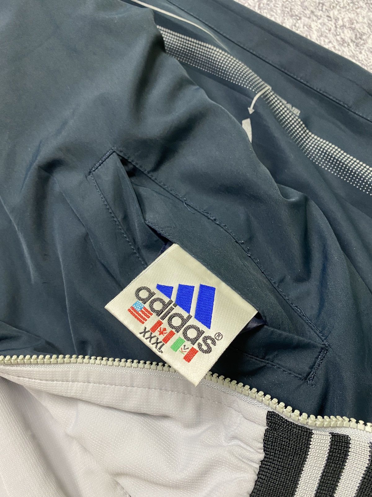 Formula 1 Adidas Mercedes-Benz McLaren F1 Racing Reversible Jacket 90s Size US XL / EU 56 / 4 - 11 Thumbnail